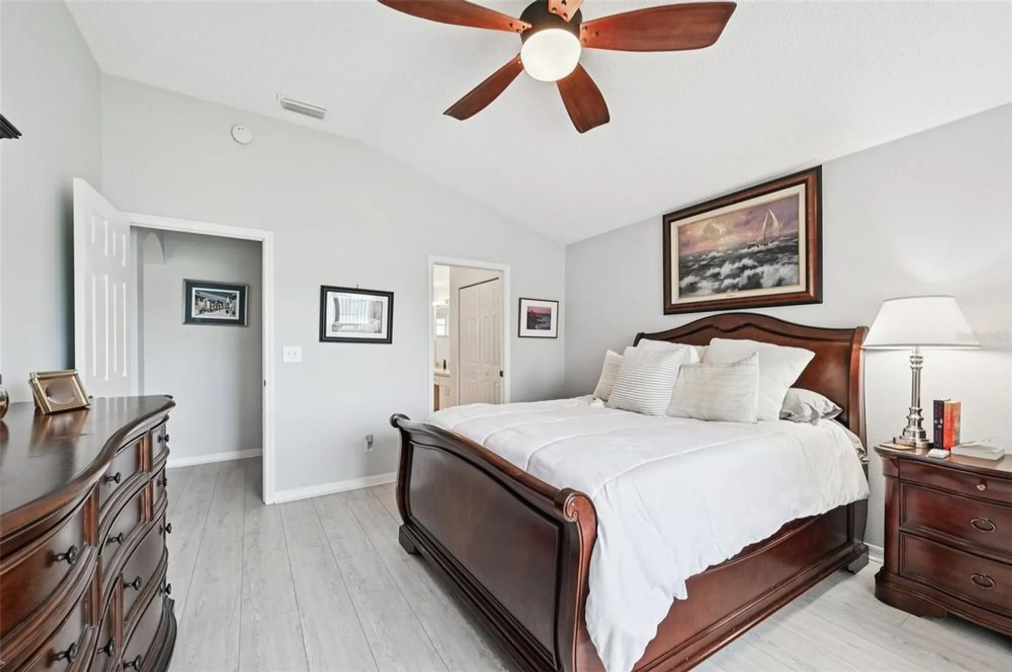 Property Slideshow image 25 of 46 | 2306 emerald lake dr, Sun City Center, FL, 33573