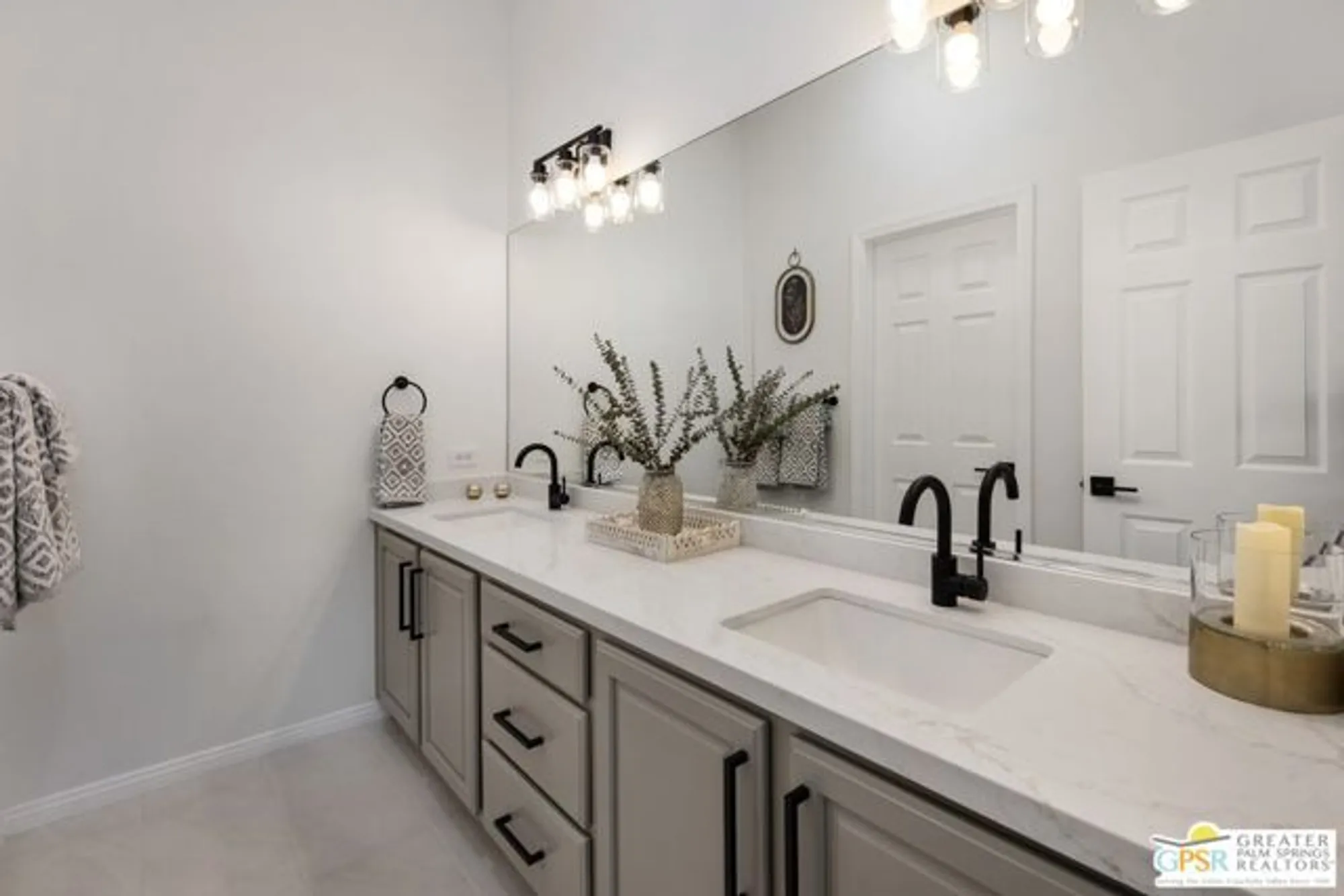 Property Slideshow image 19 of 44 | 43502 torphin hill pl, Indio, CA, 92201