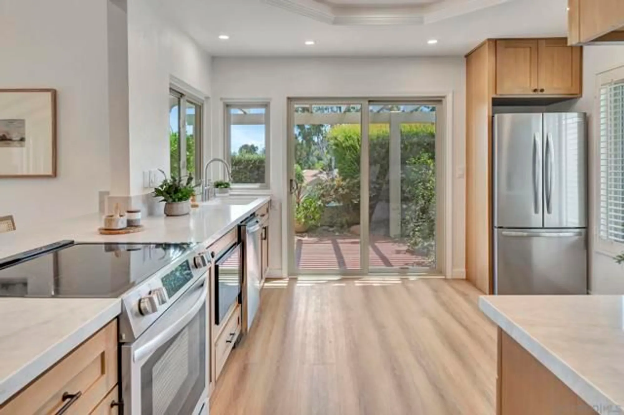 Property Slideshow image 13 of 49 | 12880 circulo dardo, San Diego, CA, 92128