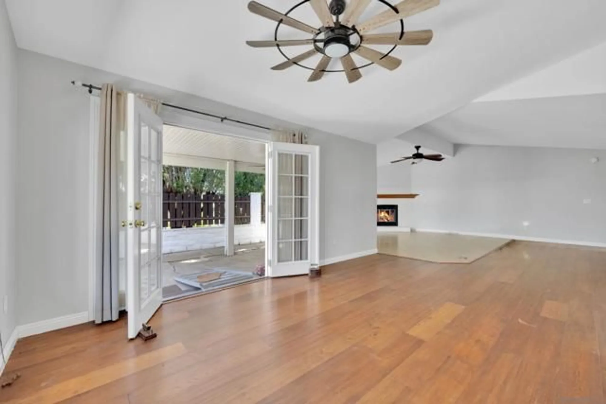 Property Slideshow image 17 of 45 | 38020 calle confite, Murrieta, CA, 92563