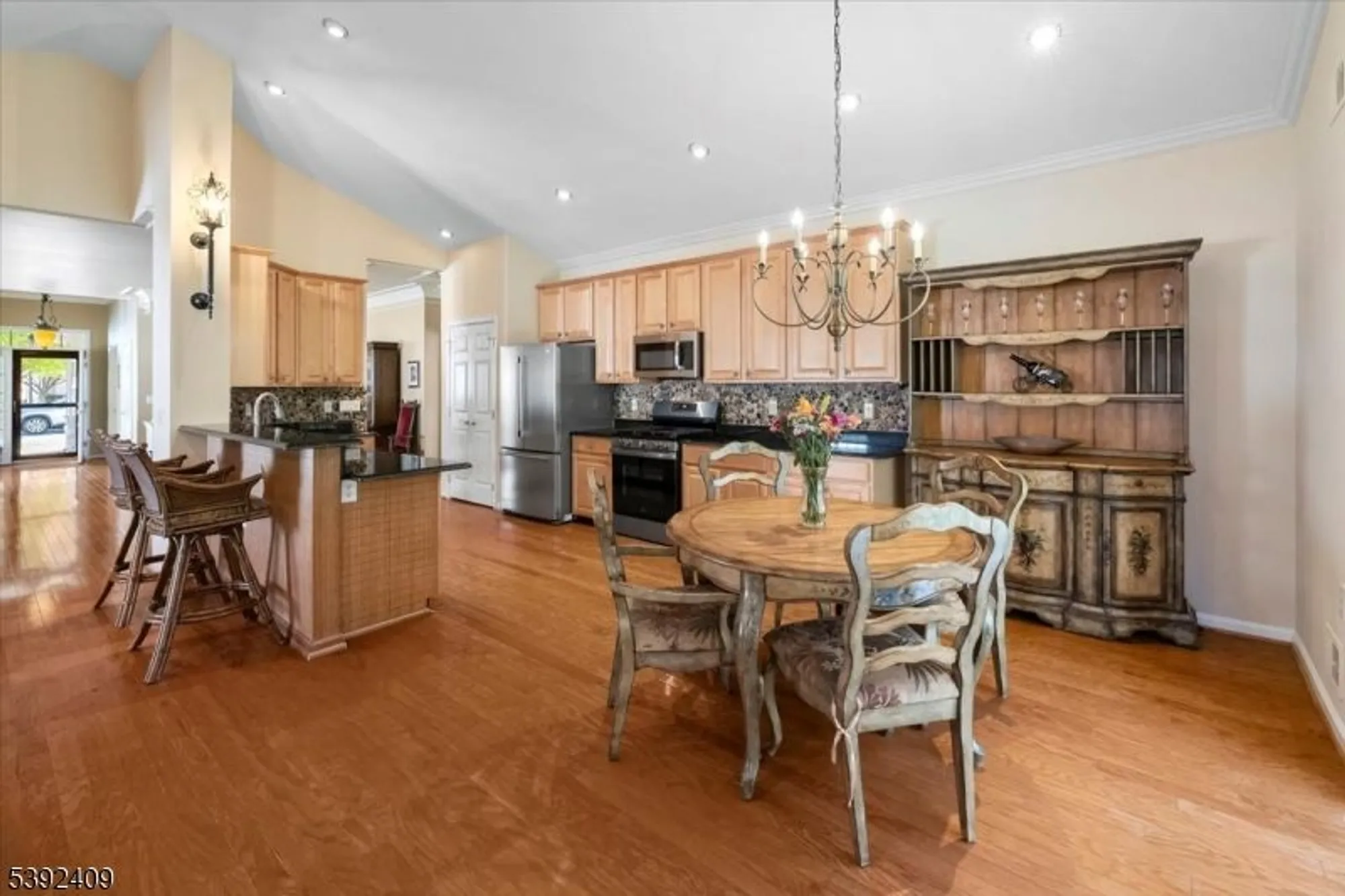 Property Slideshow image 13 of 37 | 29 daulton dr, Somerset, NJ, 08873