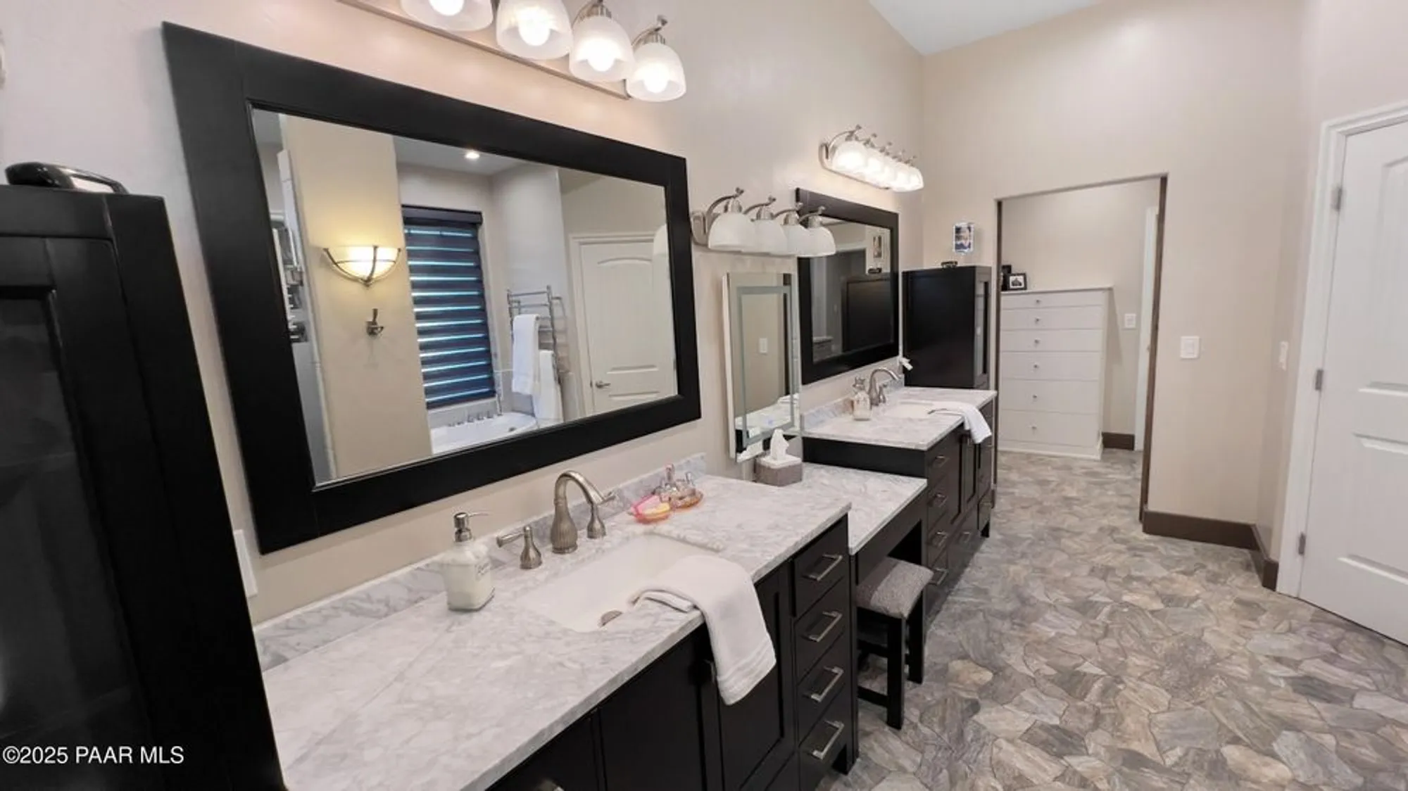 Property Slideshow image 22 of 63 | 854 northridge dr, Prescott, AZ, 86301