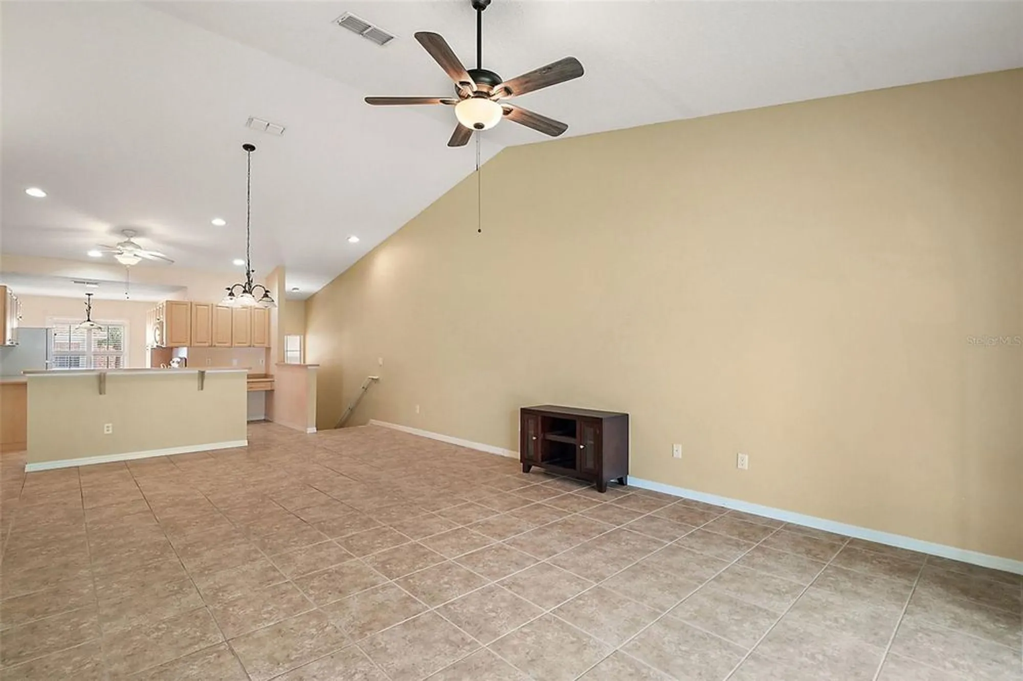 Property Slideshow image 7 of 33 | 5368 compass pt # 202, Oxford, FL, 34484