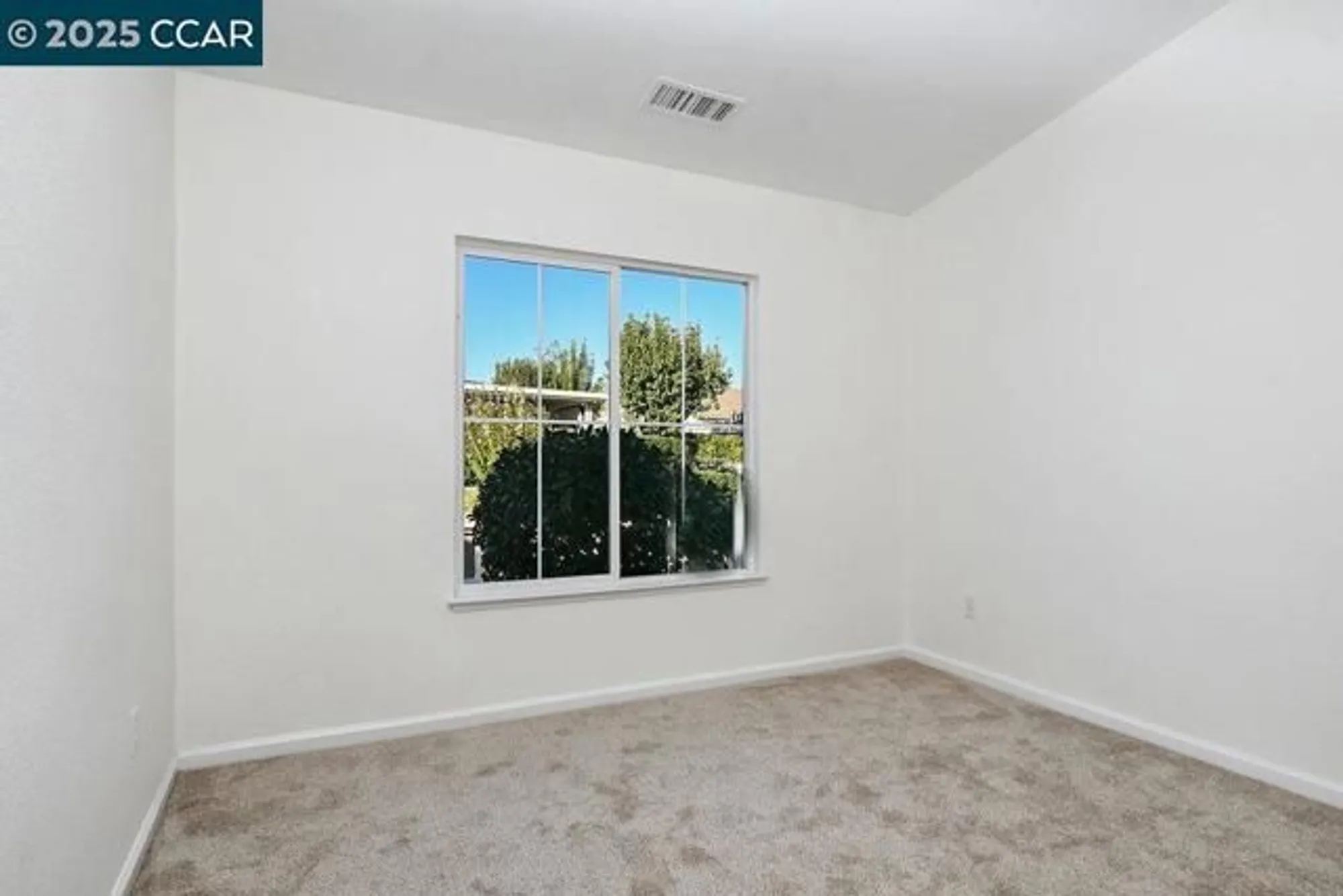 Property Slideshow image 14 of 39 | 1740 jubilee dr, Brentwood, CA, 94513