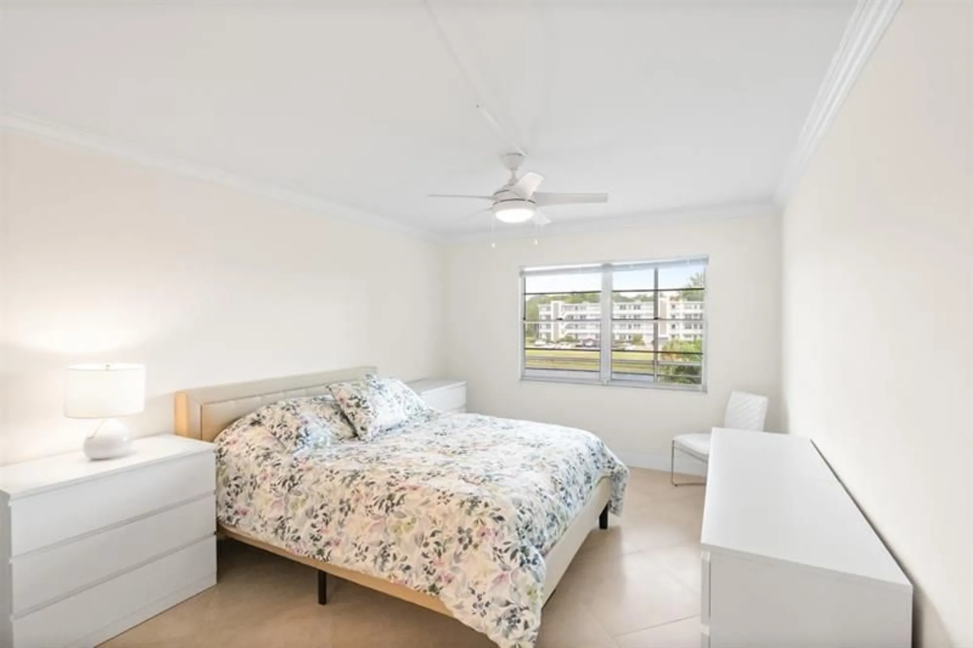 Property Slideshow image 9 of 28 | 3057 newport n # 3057, Deerfield Beach, FL, 33442