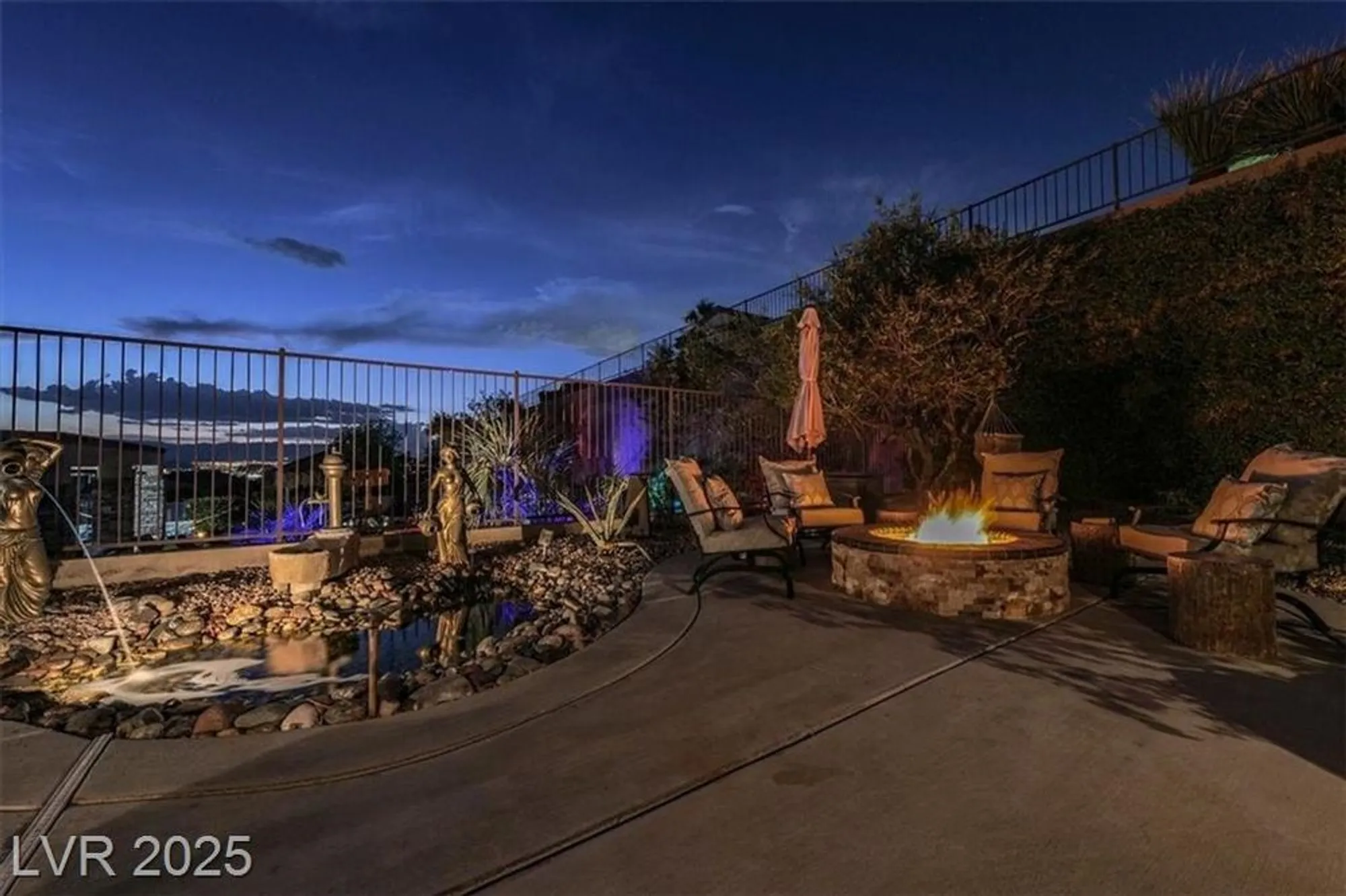 Property Slideshow image 42 of 68 | 3048 brownbirds nest dr, Henderson, NV, 89052