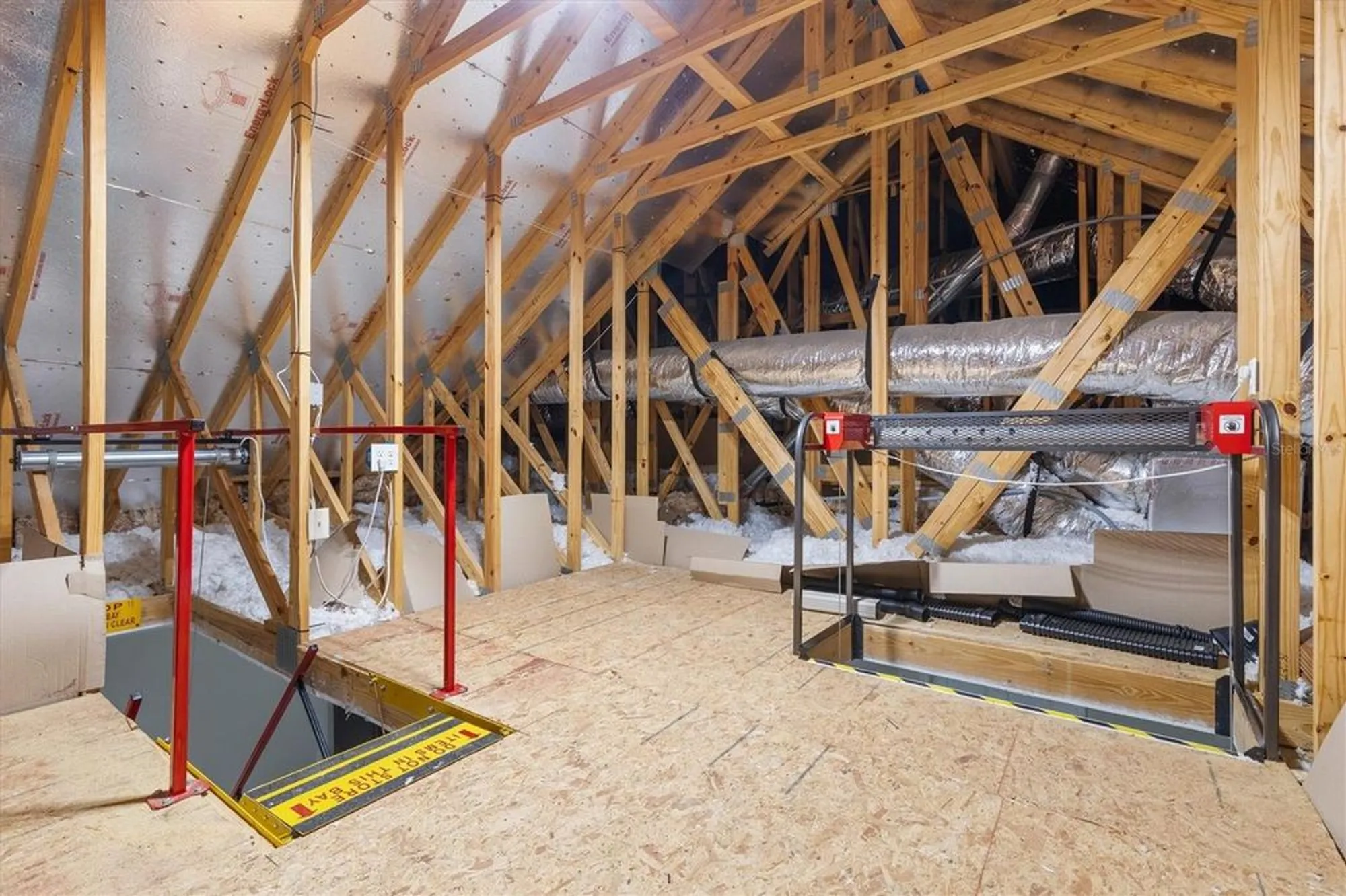 Property Slideshow image 55 of 79 | 842 oakwood st, The Villages, FL, 32163