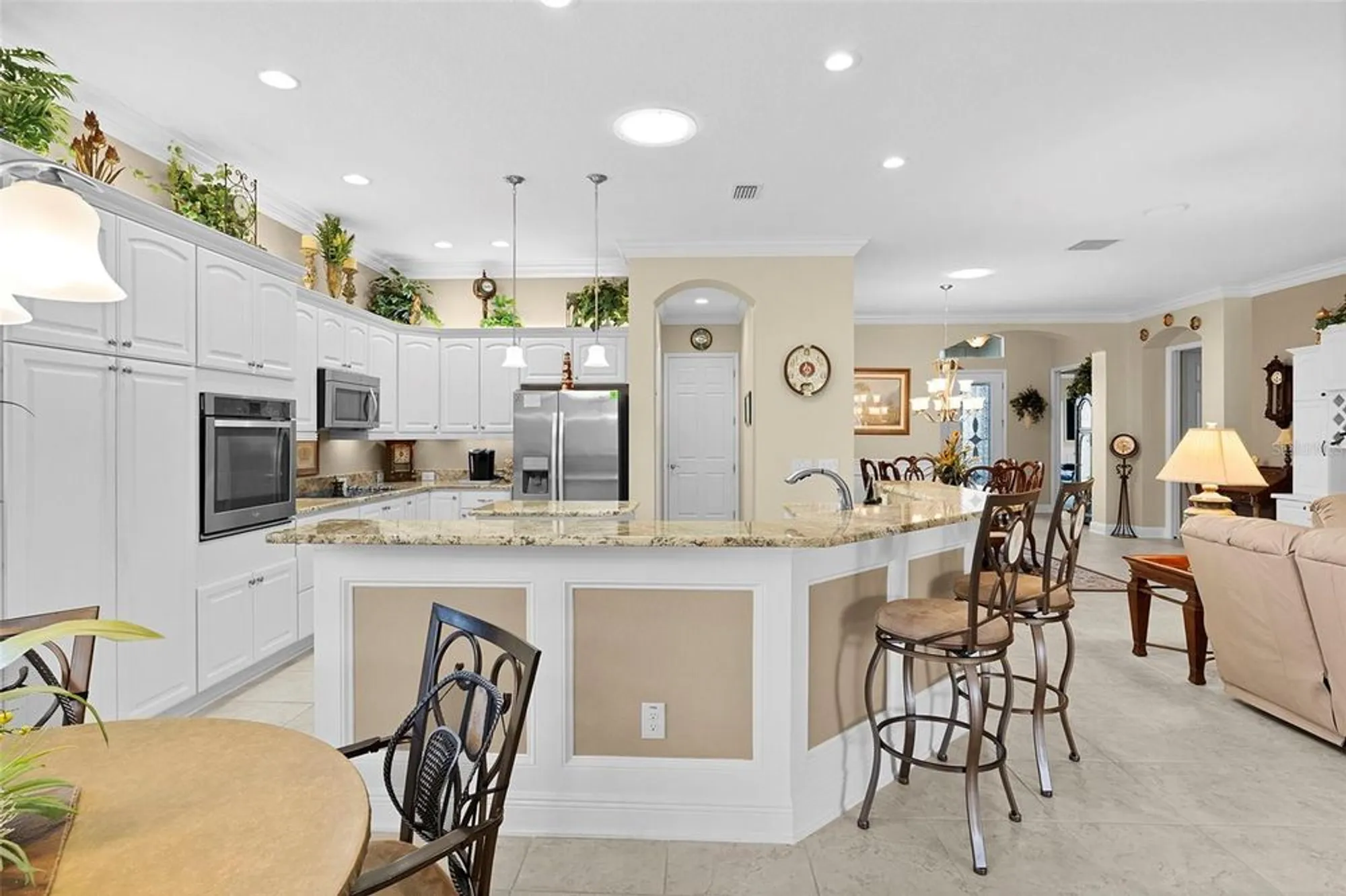 Property Slideshow image 23 of 69 | 2259 isleworth cir, The Villages, FL, 32163