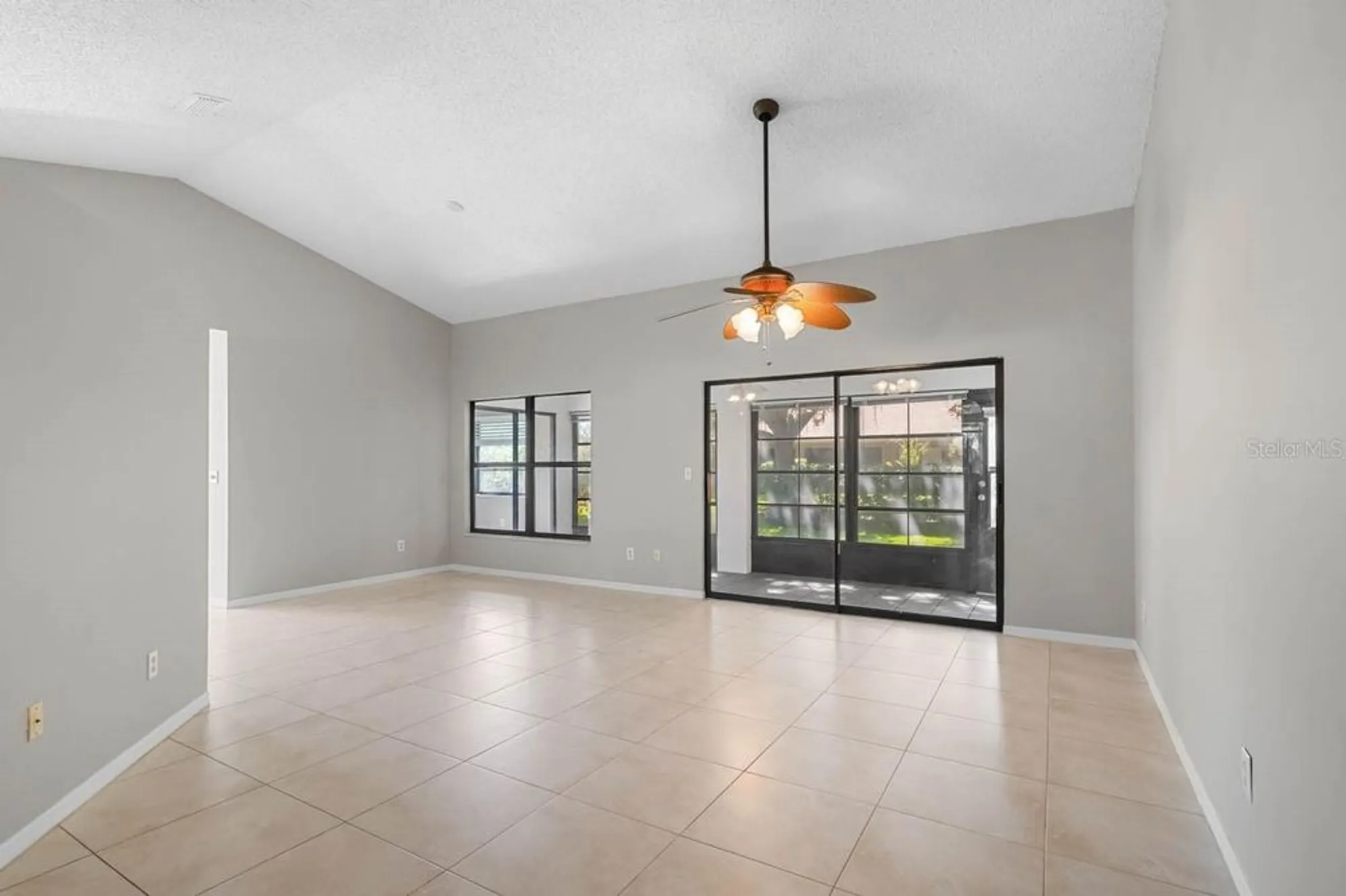 Property Slideshow image 4 of 54 | 1209 litchfield dr # 42, Sun City Center, FL, 33573