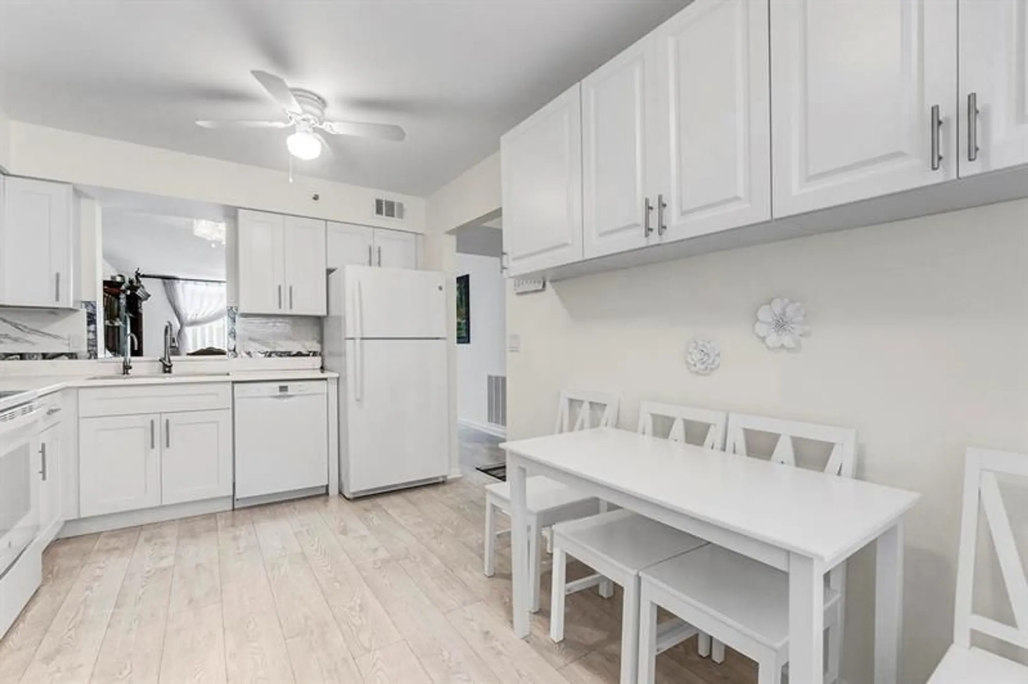 Property Slideshow image 3 of 37 | 14575 bonaire blvd 202, Delray Beach, FL, 33446