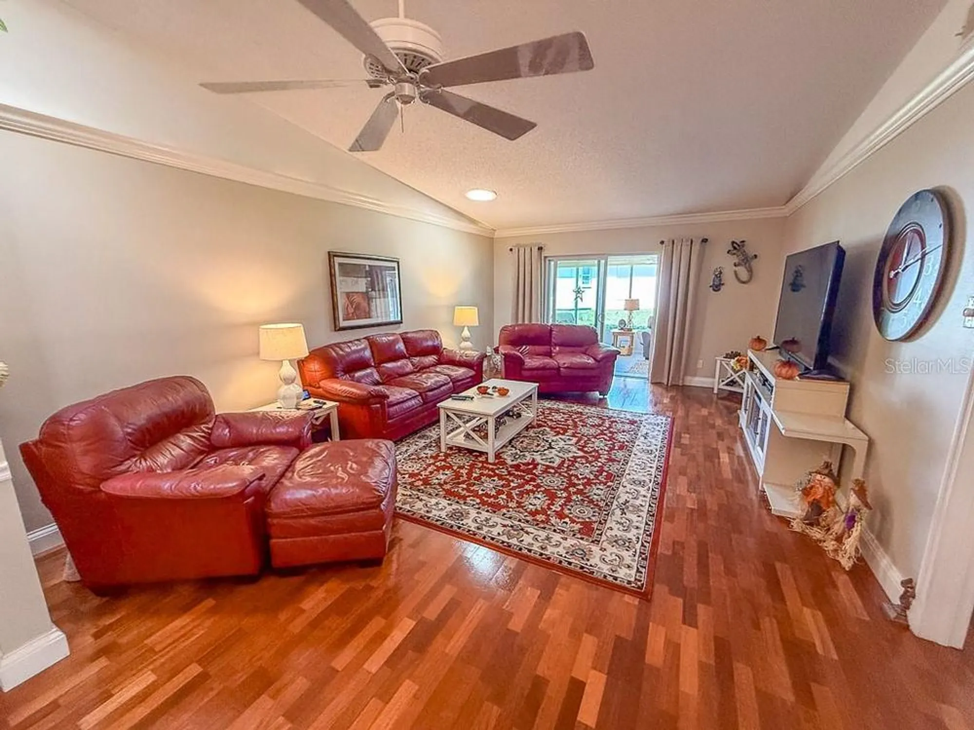 Property Slideshow image 16 of 58 | 3273 mcmath dr, Palm Harbor, FL, 34684