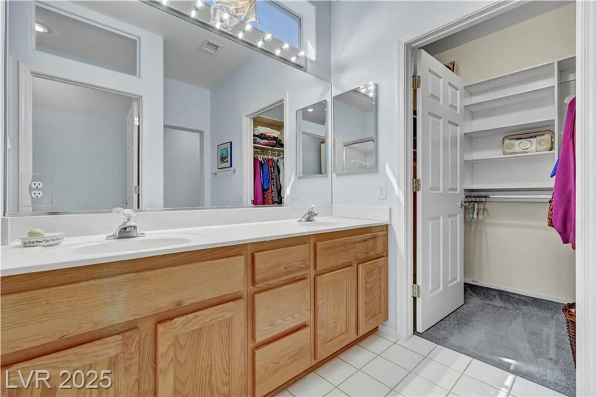 Property Slideshow image 36 of 78 | 10020 villa ridge dr, Las Vegas, NV, 89134