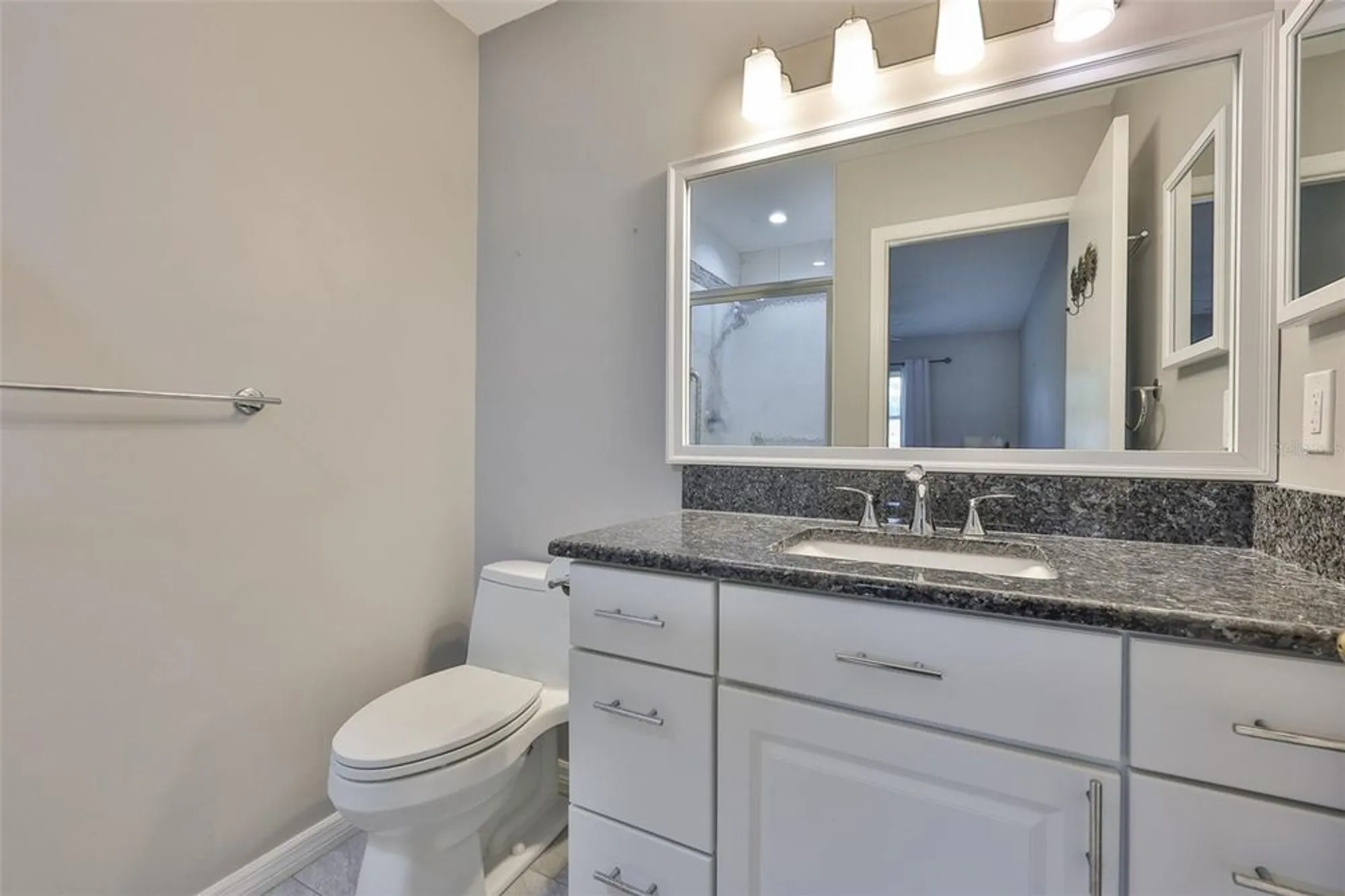 Property Slideshow image 24 of 36 | 2206 horsham pl, Sun City Center, FL, 33573