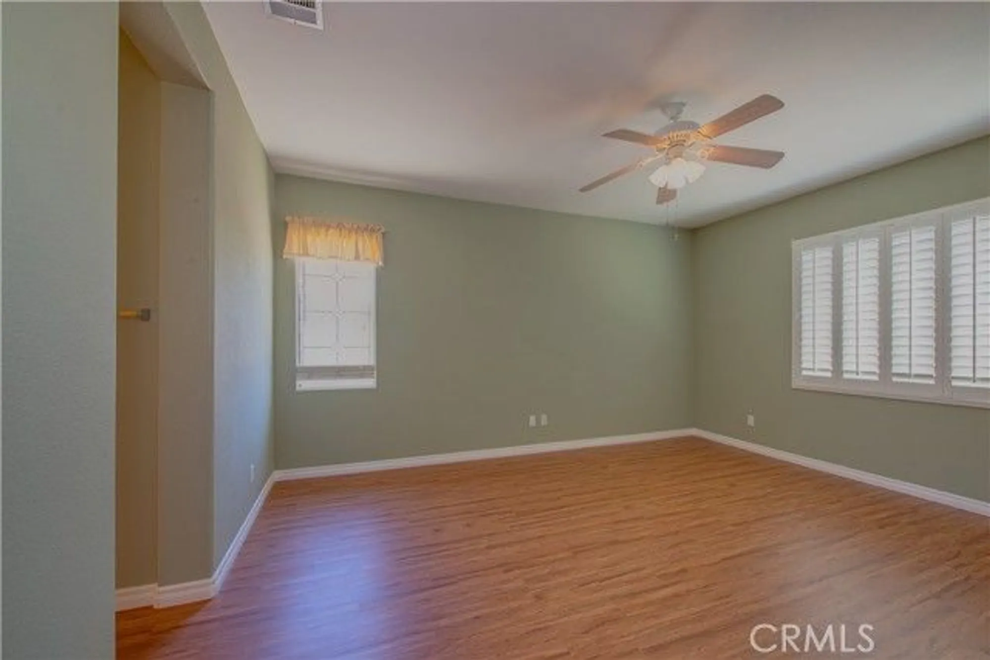 Property Slideshow image 17 of 49 | 28197 harmony ln, Menifee, CA, 92584