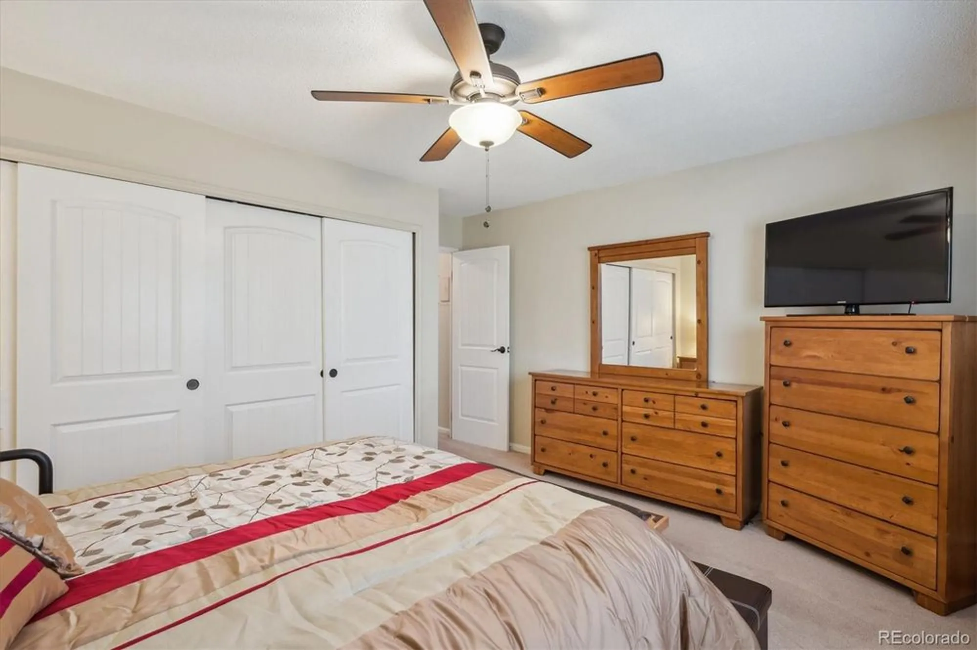 Property Slideshow image 10 of 49 | 580 s clinton st apt 12c, Denver, CO, 80247