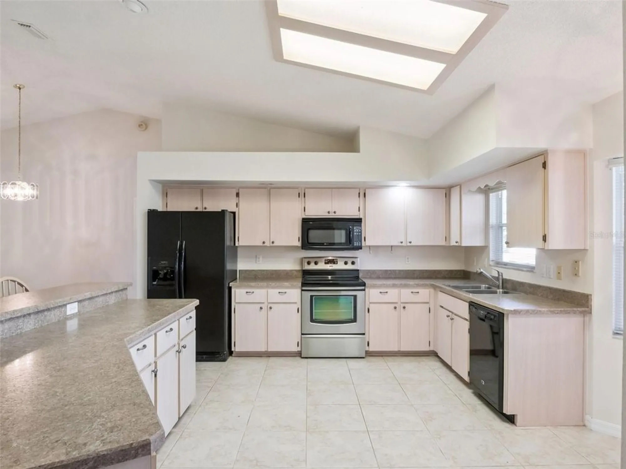 Property Slideshow image 5 of 77 | 5616 laver st, Leesburg, FL, 34748