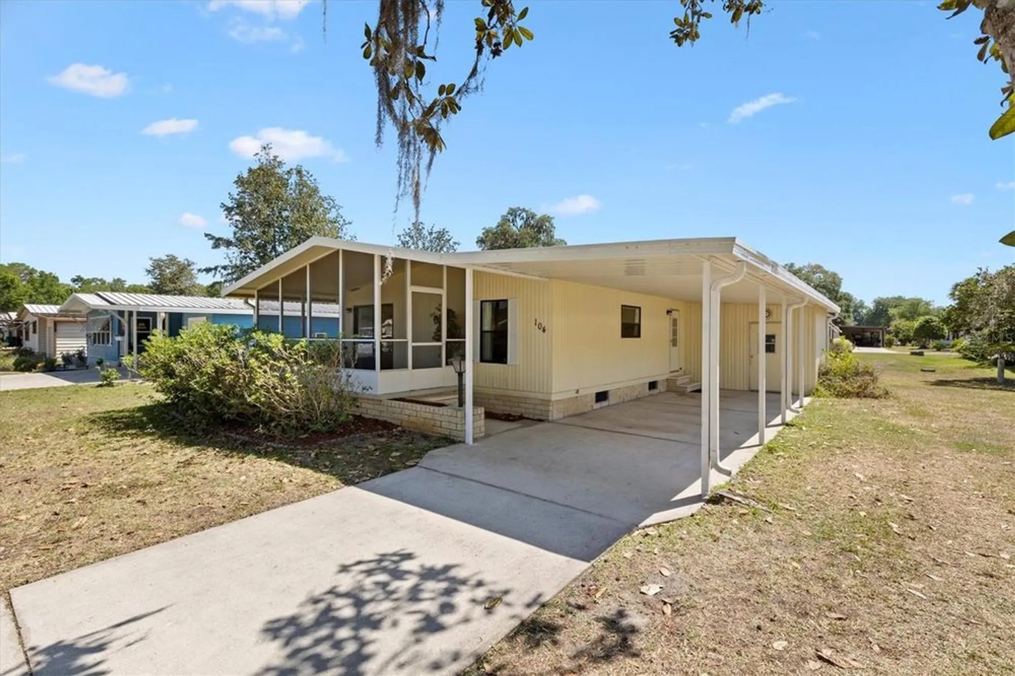 Property Slideshow image 21 of 30 | 104 winterberry ave, Wildwood, FL, 34785