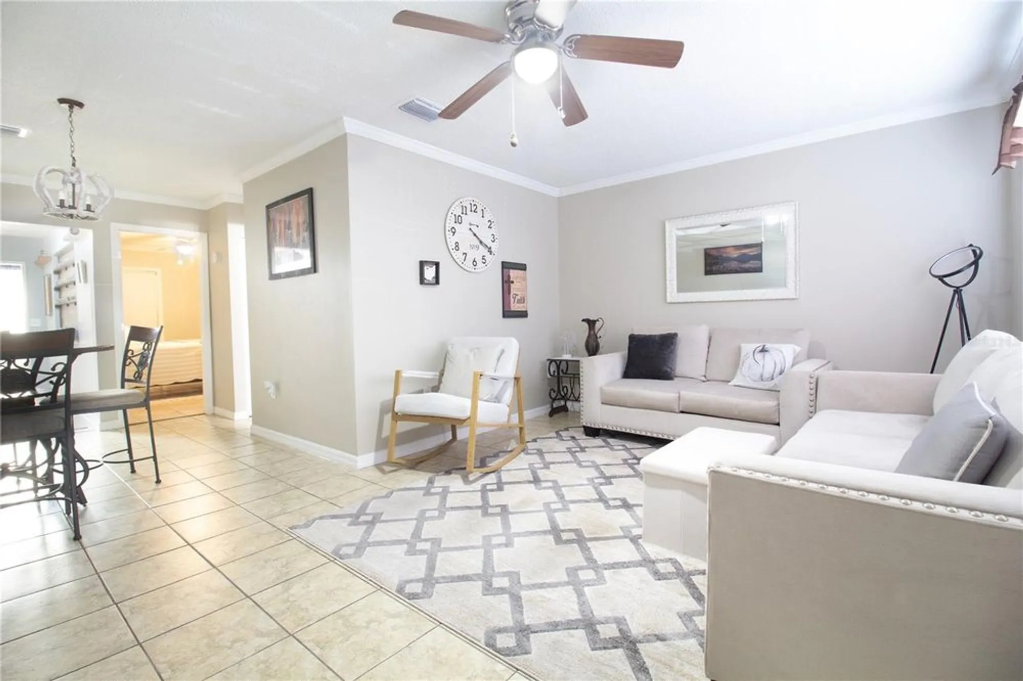 Property Slideshow image 3 of 25 | 5530 80th st n unit c201, St Petersburg, FL, 33709