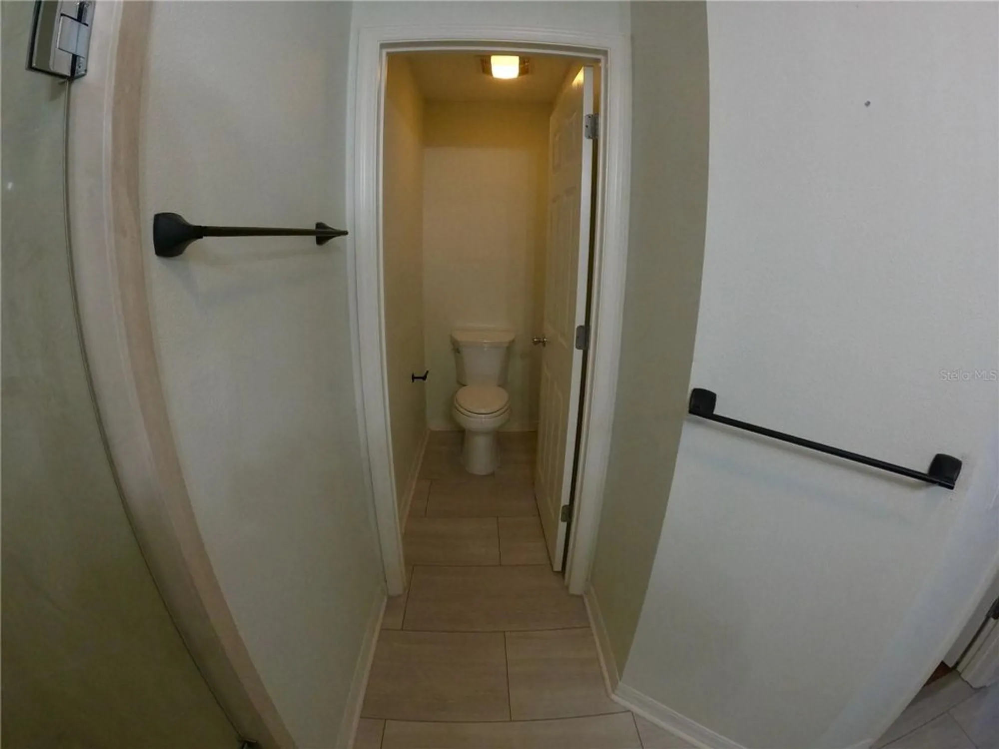 Property Slideshow image 16 of 20 | 1221 santa cruz dr, The Villages, FL, 32162