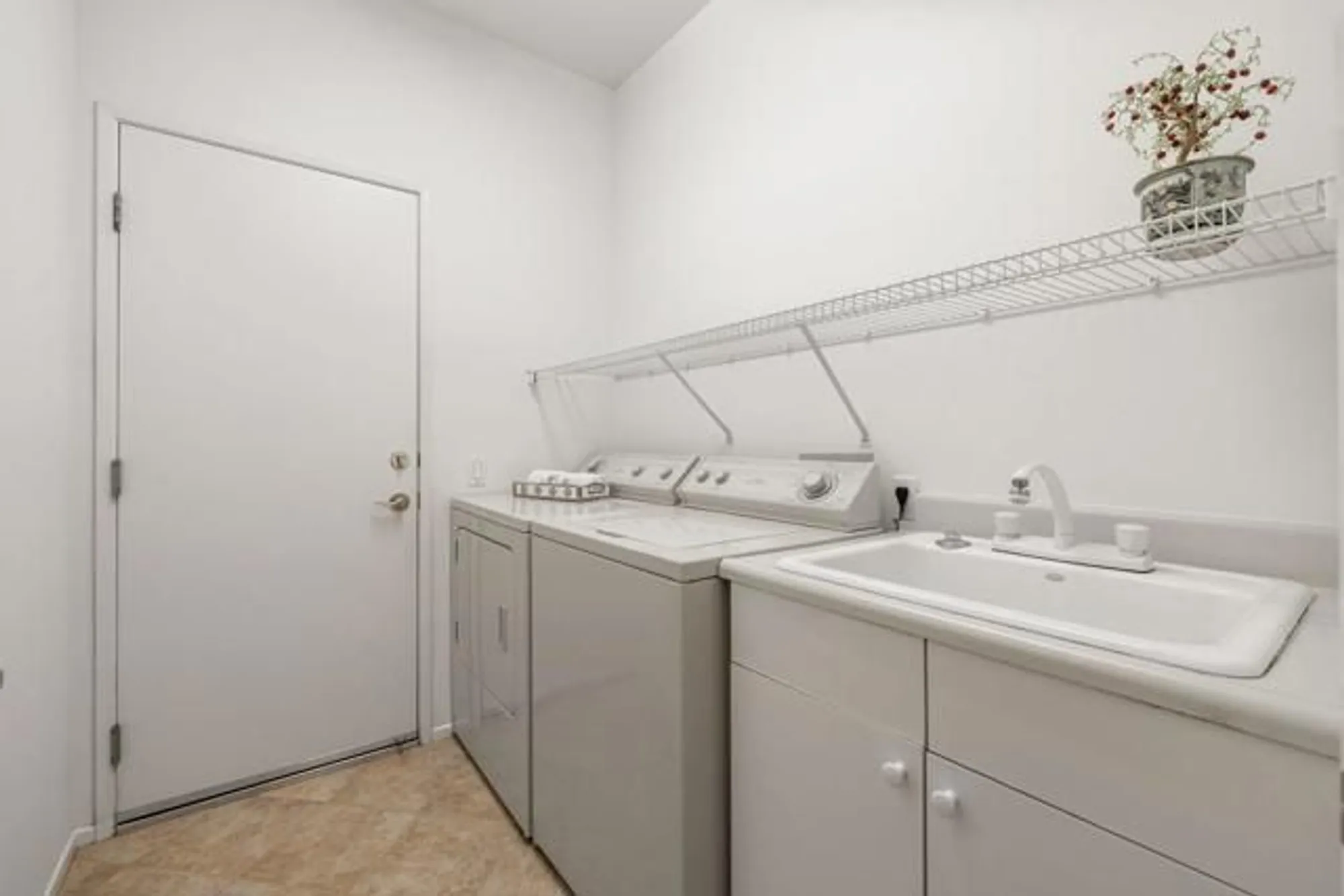 Property Slideshow image 34 of 51 | 38995 brandywine ave, Palm Desert, CA, 92211