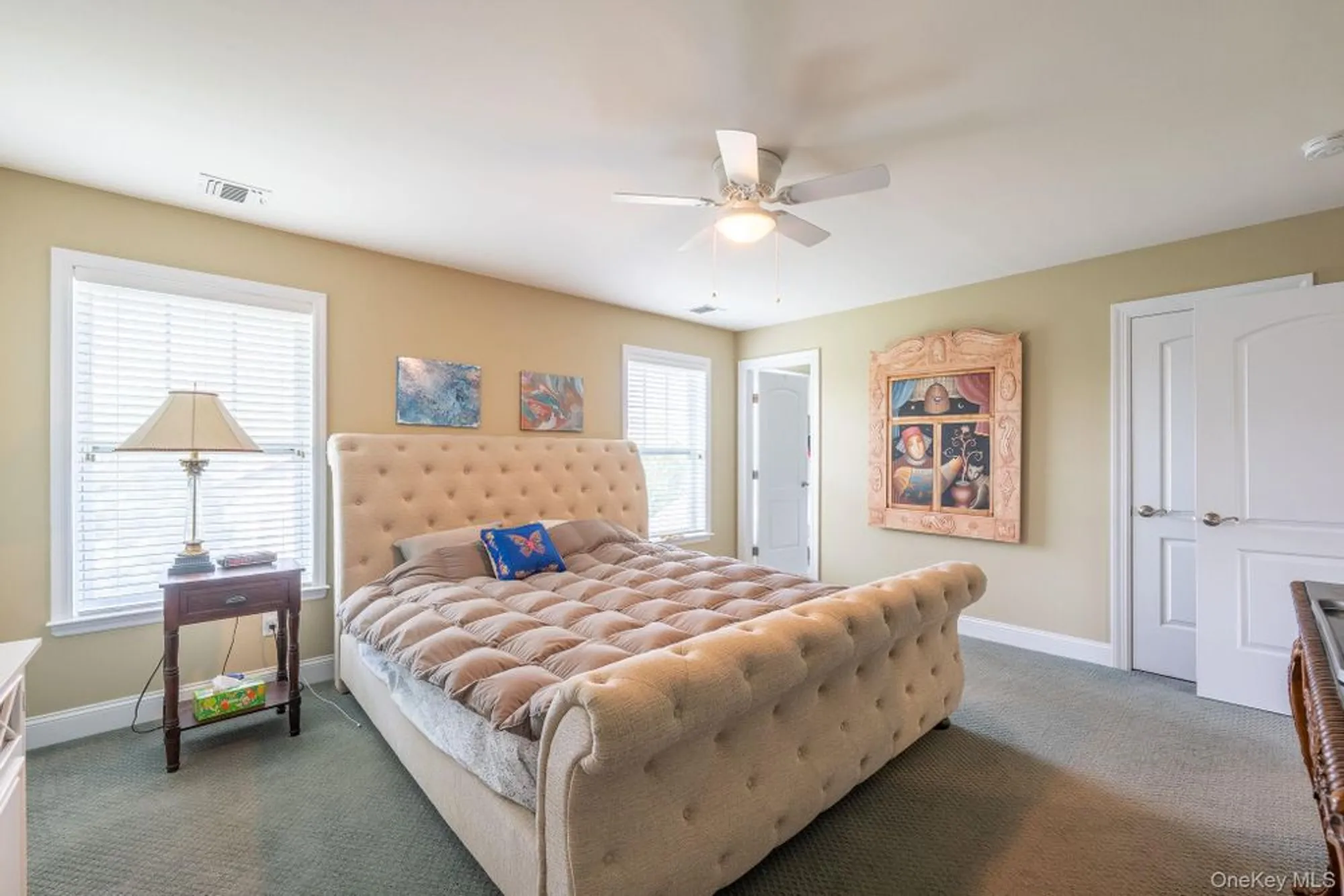 Property Slideshow image 13 of 22 | 18 kennsington ct, Riverhead, NY, 11901