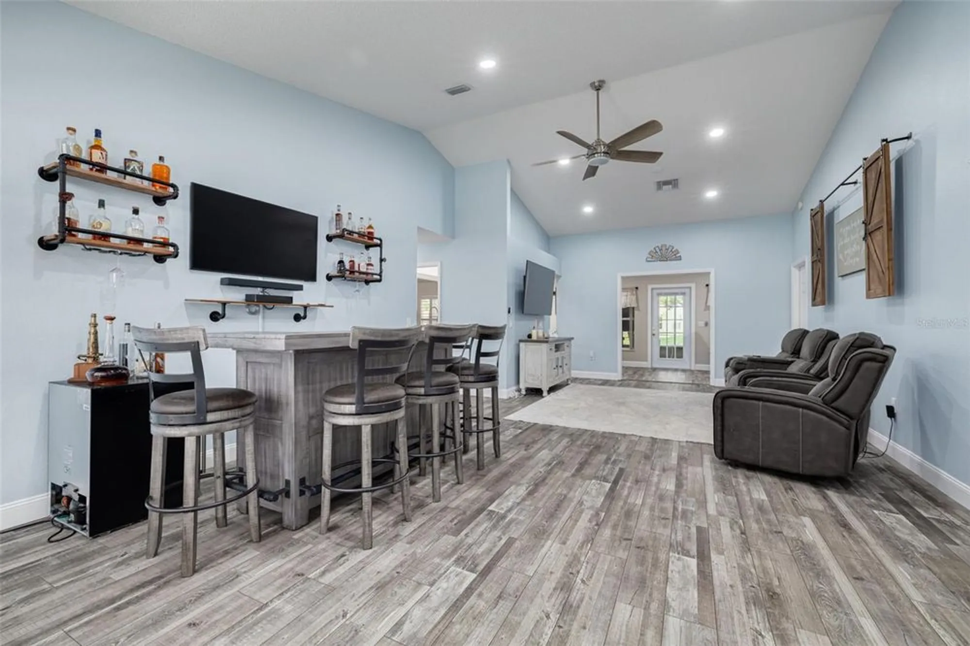 Property Slideshow image 8 of 39 | 1055 blyth hill ct, Trinity, FL, 34655