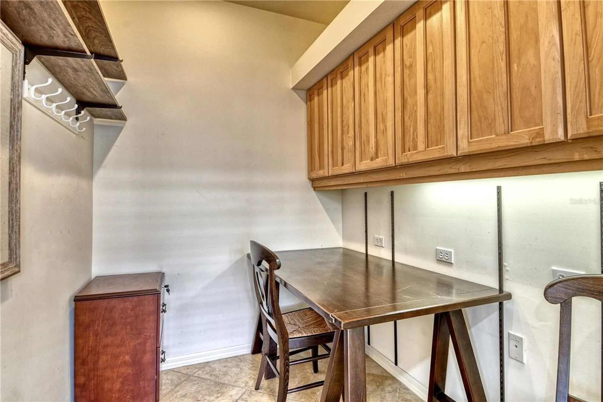 Property Slideshow image 12 of 52 | 340 bermuda ct 5, Venice, FL, 34293