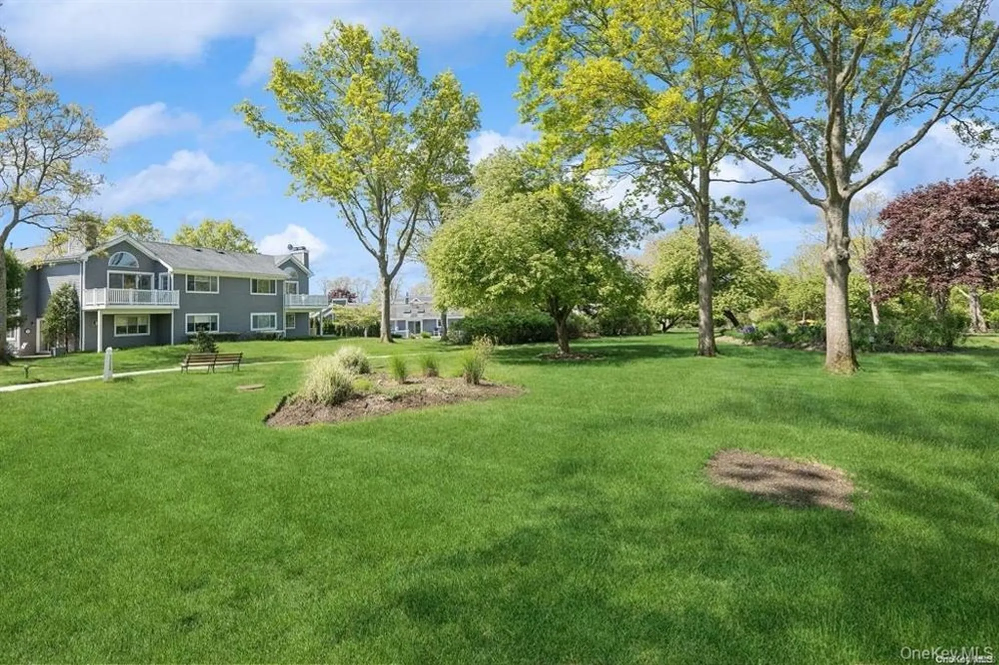 Property Slideshow image 5 of 18 | 416 lindsay ln, Moriches, NY, 11955