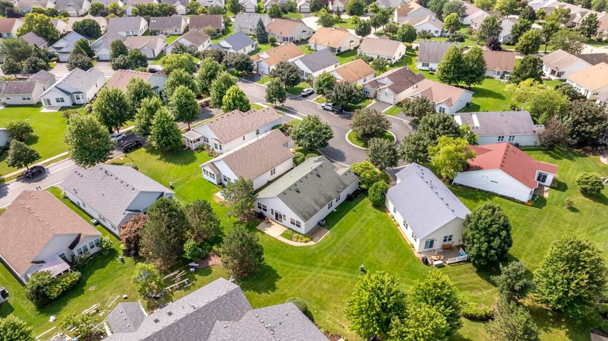 Property Slideshow image 24 of 28 | 746 s mecosta ln, Romeoville, IL, 60446