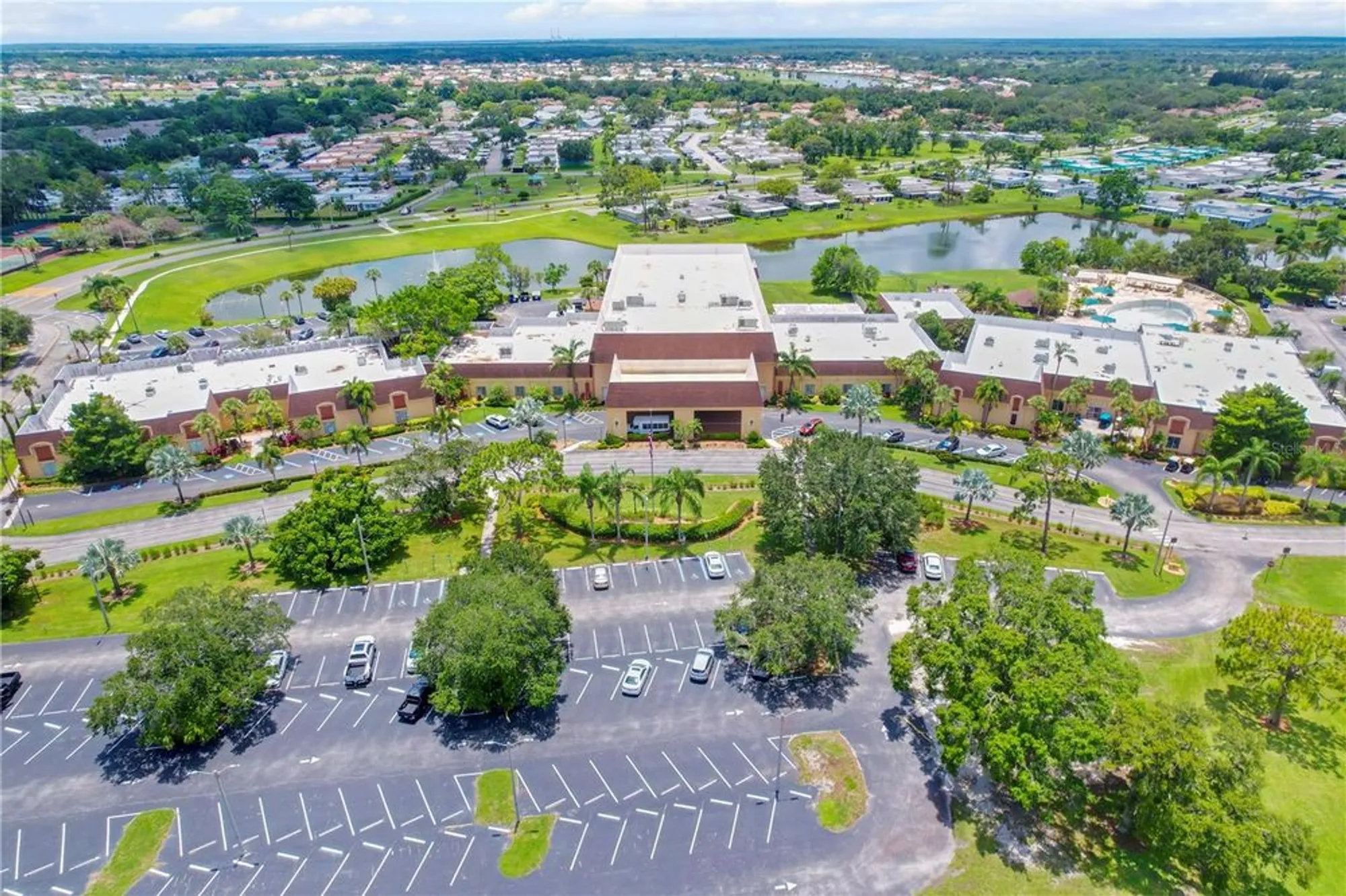 Property Slideshow image 28 of 53 | 201 bedford st 79, Sun City Center, FL, 33573