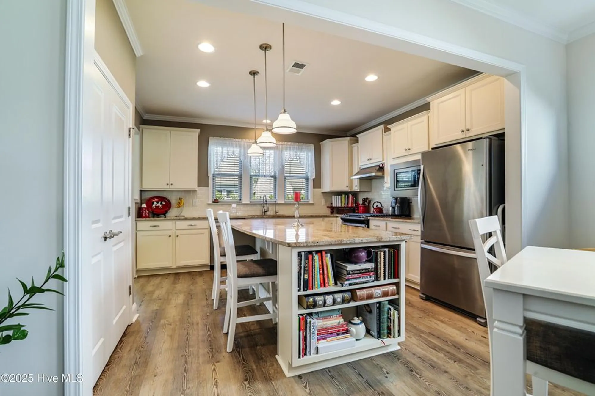 Property Slideshow image 12 of 47 | 1147 snowden rd, Wilmington, NC, 28412