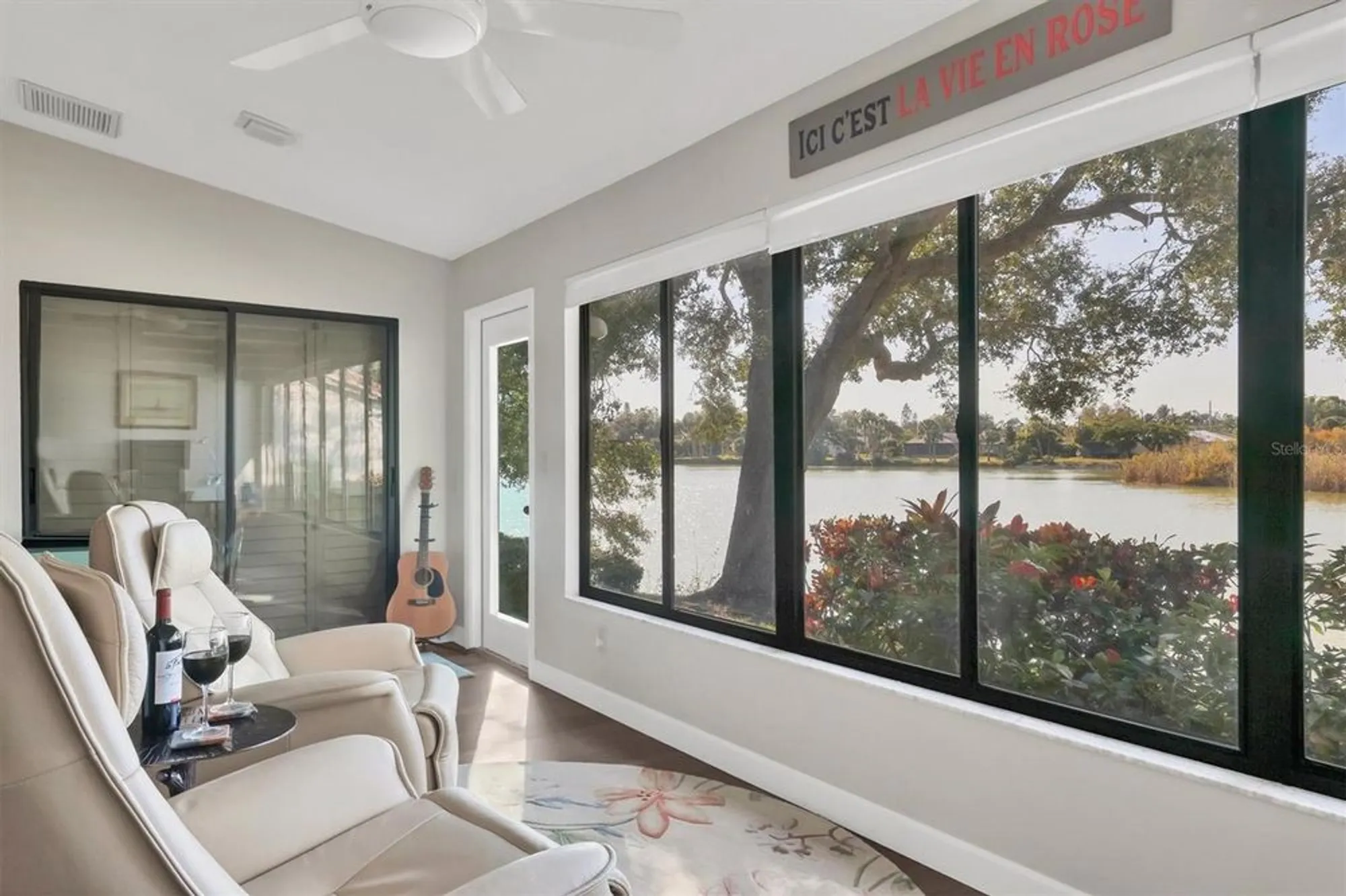 Property Slideshow image 35 of 55 | 3861 wilshire cir 115, Sarasota, FL, 34238