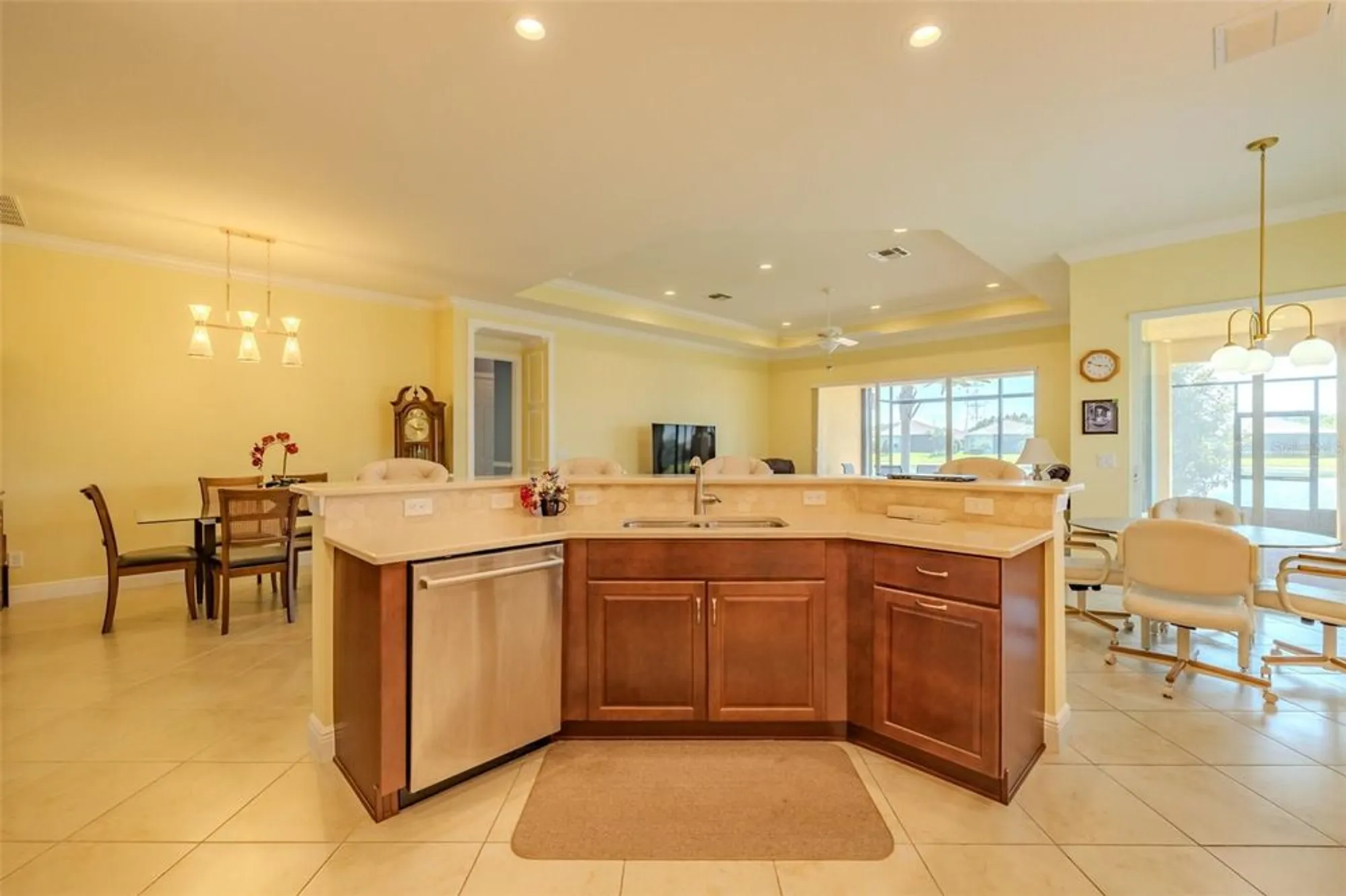 Property Slideshow image 33 of 92 | 4821 grand banks dr, Wimauma, FL, 33598