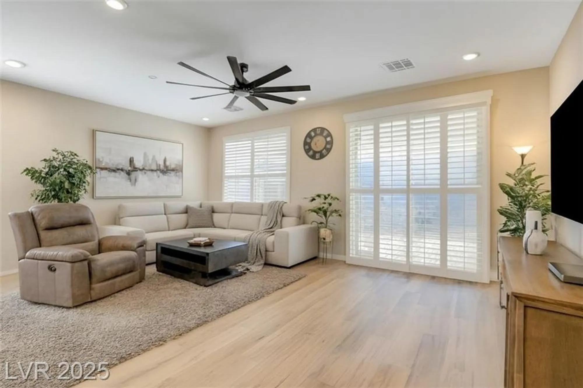 Property Slideshow image 58 of 65 | 10255 crimson currant st, Las Vegas, NV, 89143