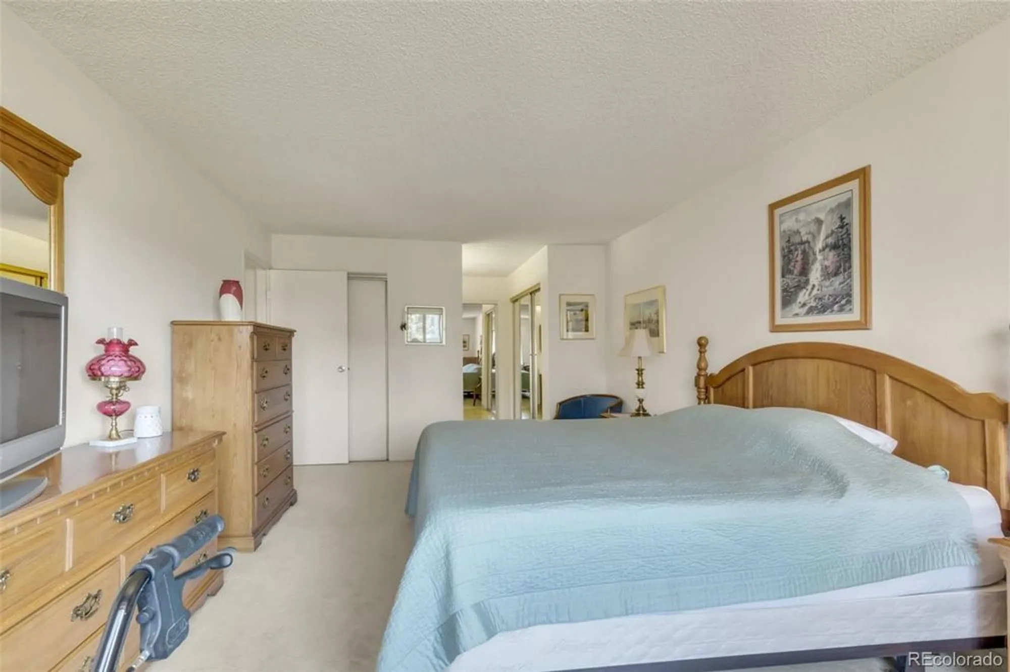 Property Slideshow image 15 of 45 | 14102 e linvale pl 405, Aurora, CO, 80014