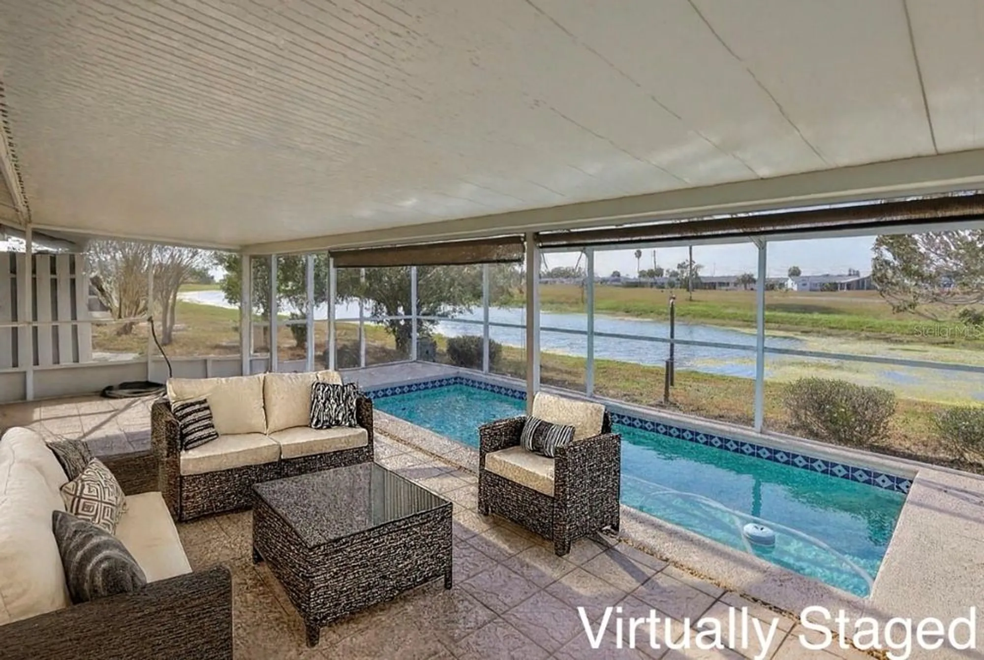Property Slideshow image 9 of 63 | 1502 desert hills dr, Sun City Center, FL, 33573