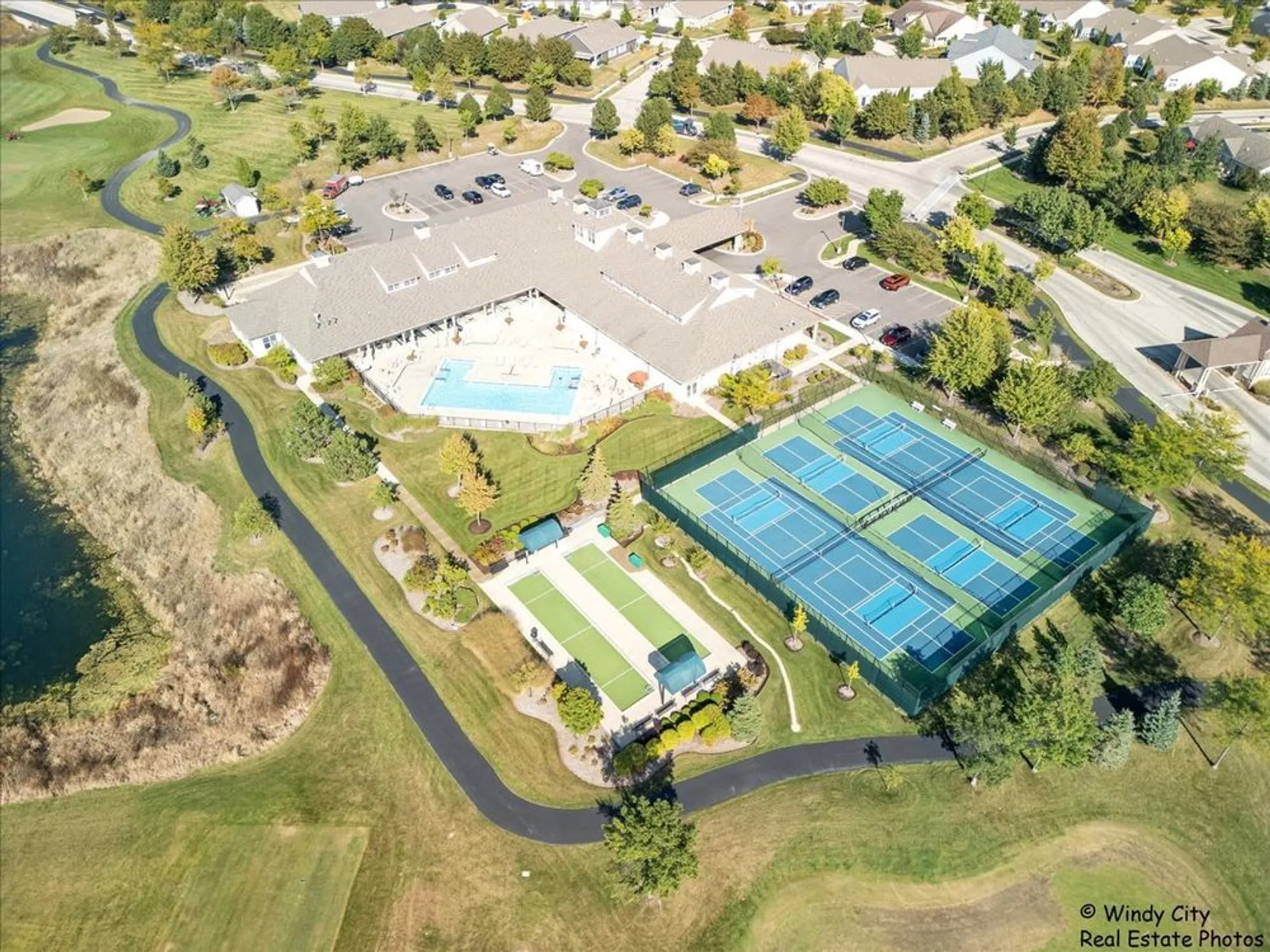 Property Slideshow image 24 of 26 | 920 prescott ln, Pingree Grove, IL, 60140