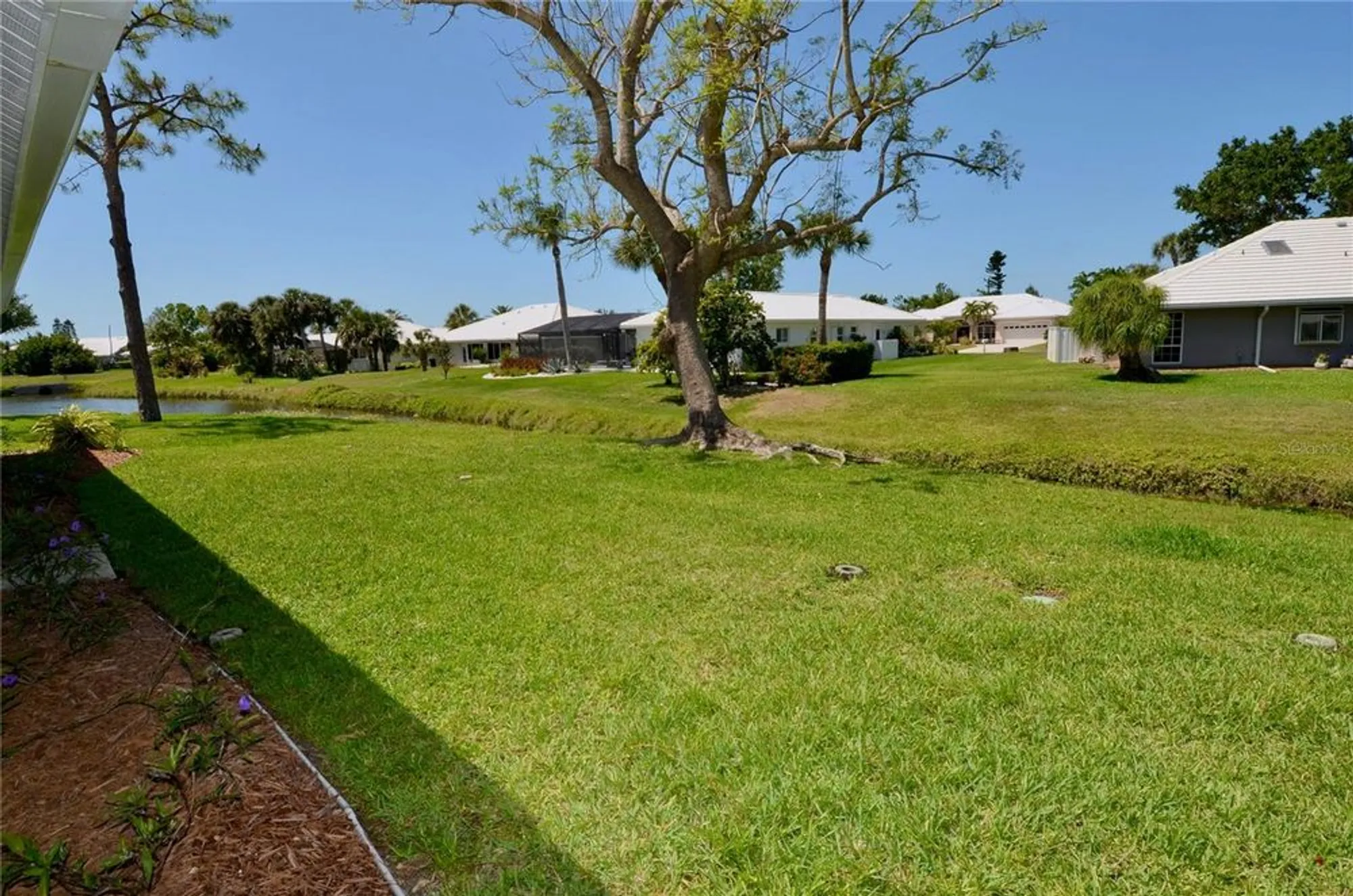 Property Slideshow image 45 of 77 | 611 paget dr, Venice, FL, 34293