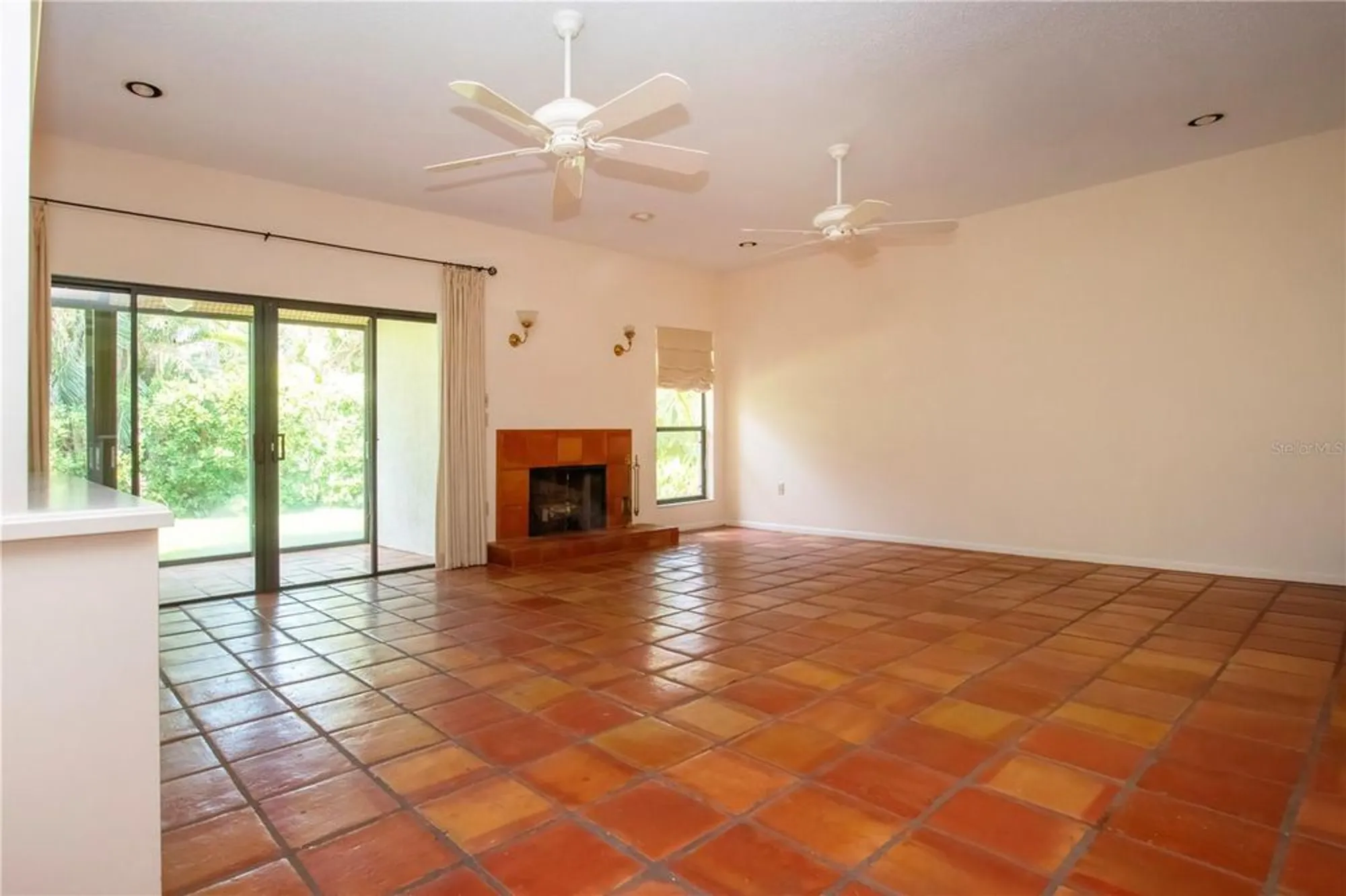 Property Slideshow image 14 of 48 | 4812 kestral park cir 20, Sarasota, FL, 34231