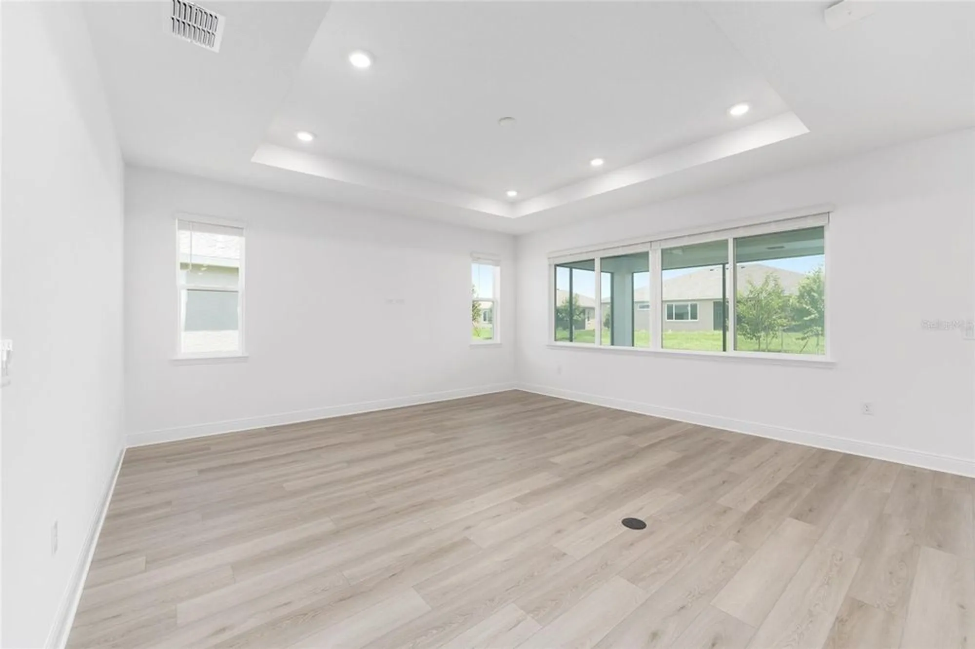 Property Slideshow image 16 of 43 | 10032 sw 85th place rd, Ocala, FL, 34481