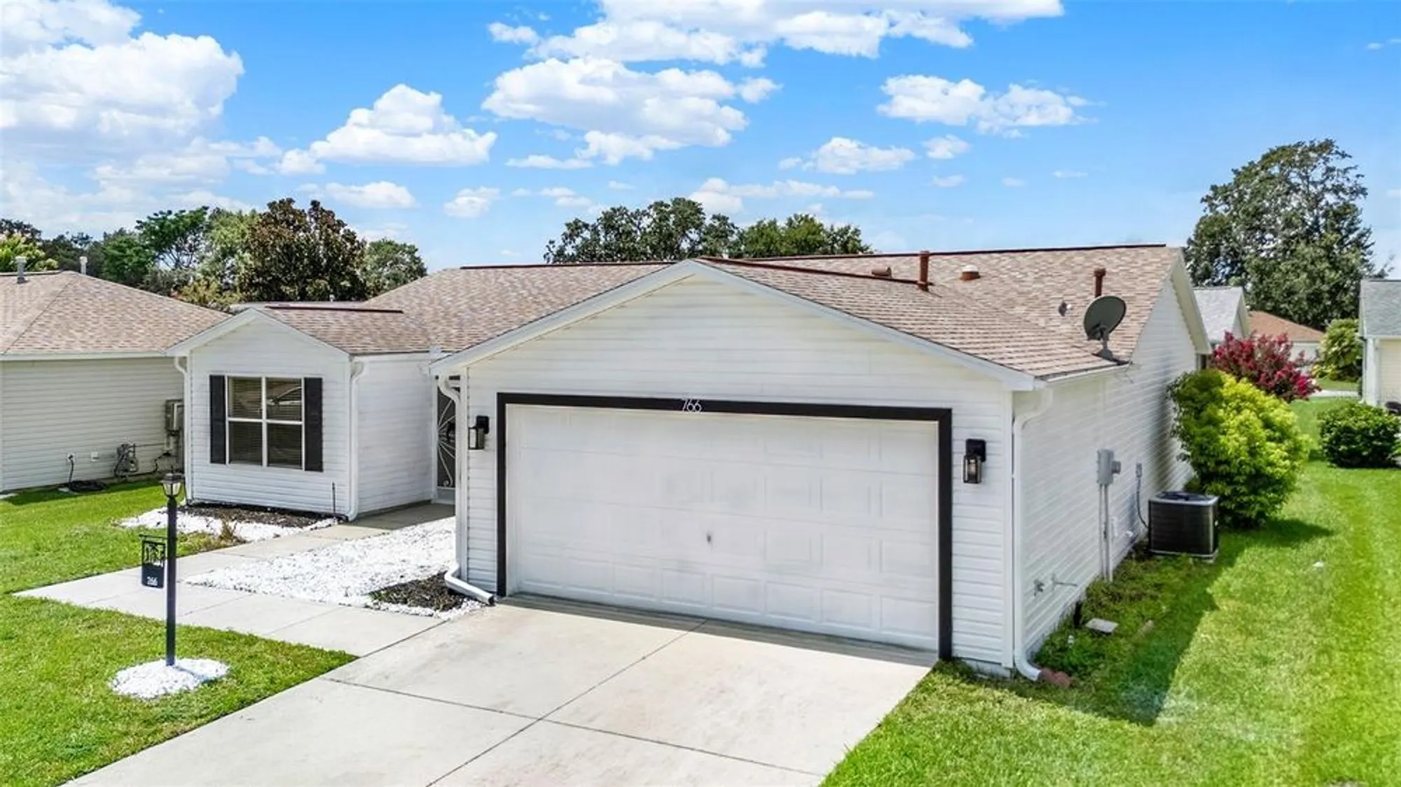 Property Slideshow image 4 of 48 | 766 artesia ave, The Villages, FL, 32162