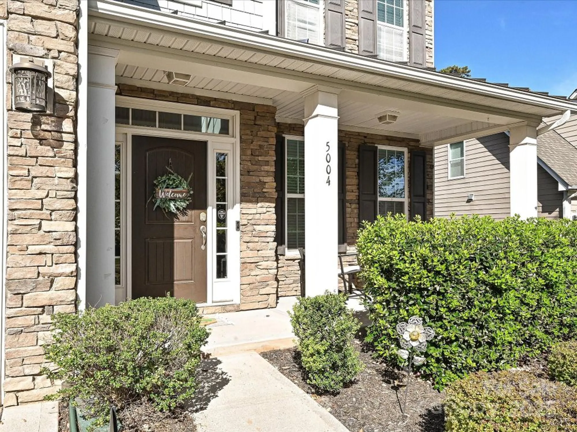 Property Slideshow image 2 of 34 | 5004 el molino dr, Charlotte, NC, 28214