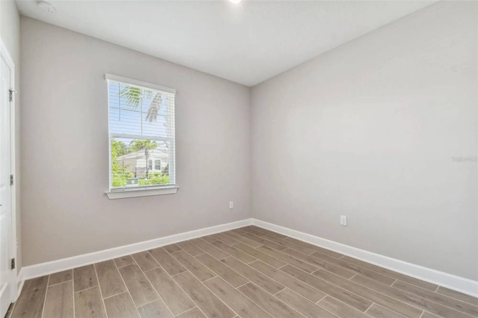 Property Slideshow image 28 of 62 | 620 nasturtium ct, Nokomis, FL, 34275