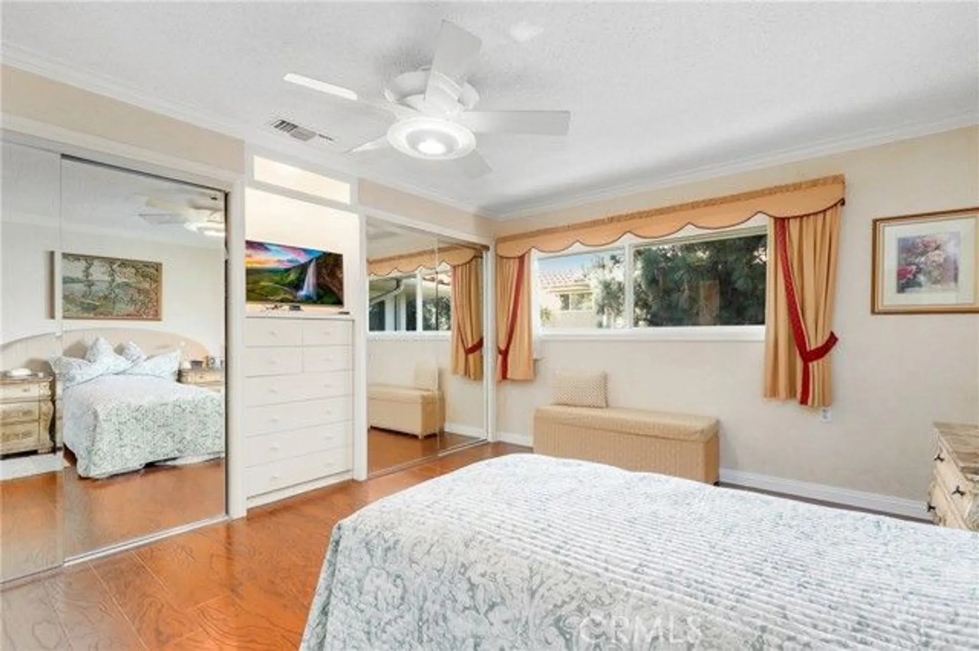 Property Slideshow image 16 of 25 | 2402 via mariposa 3a, Laguna Woods, CA, 92637