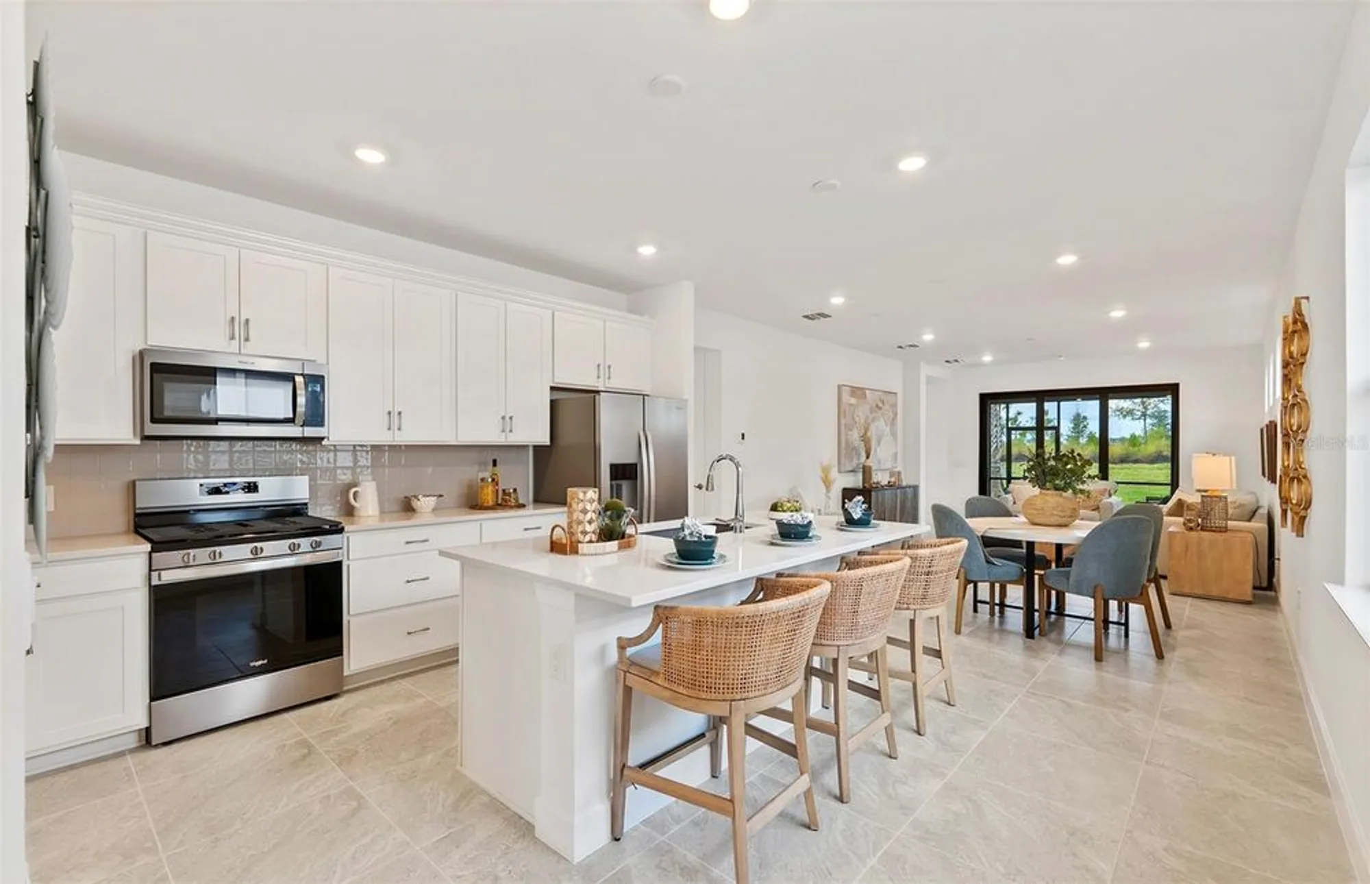 Property Slideshow image 4 of 23 | 18921 indian rock pl, Lakewood Ranch, FL, 34211