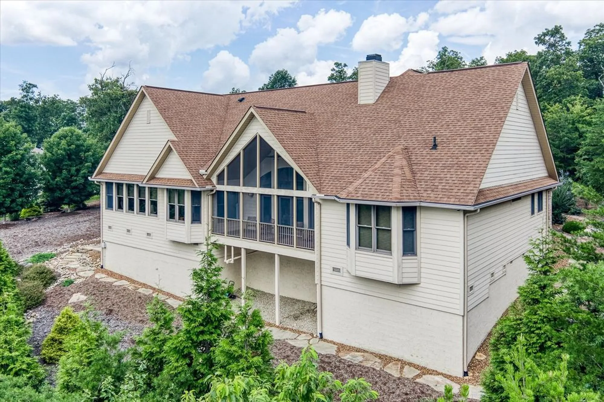 Property Slideshow image 12 of 81 | 61 bluff view ct, Crossville, TN, 38558