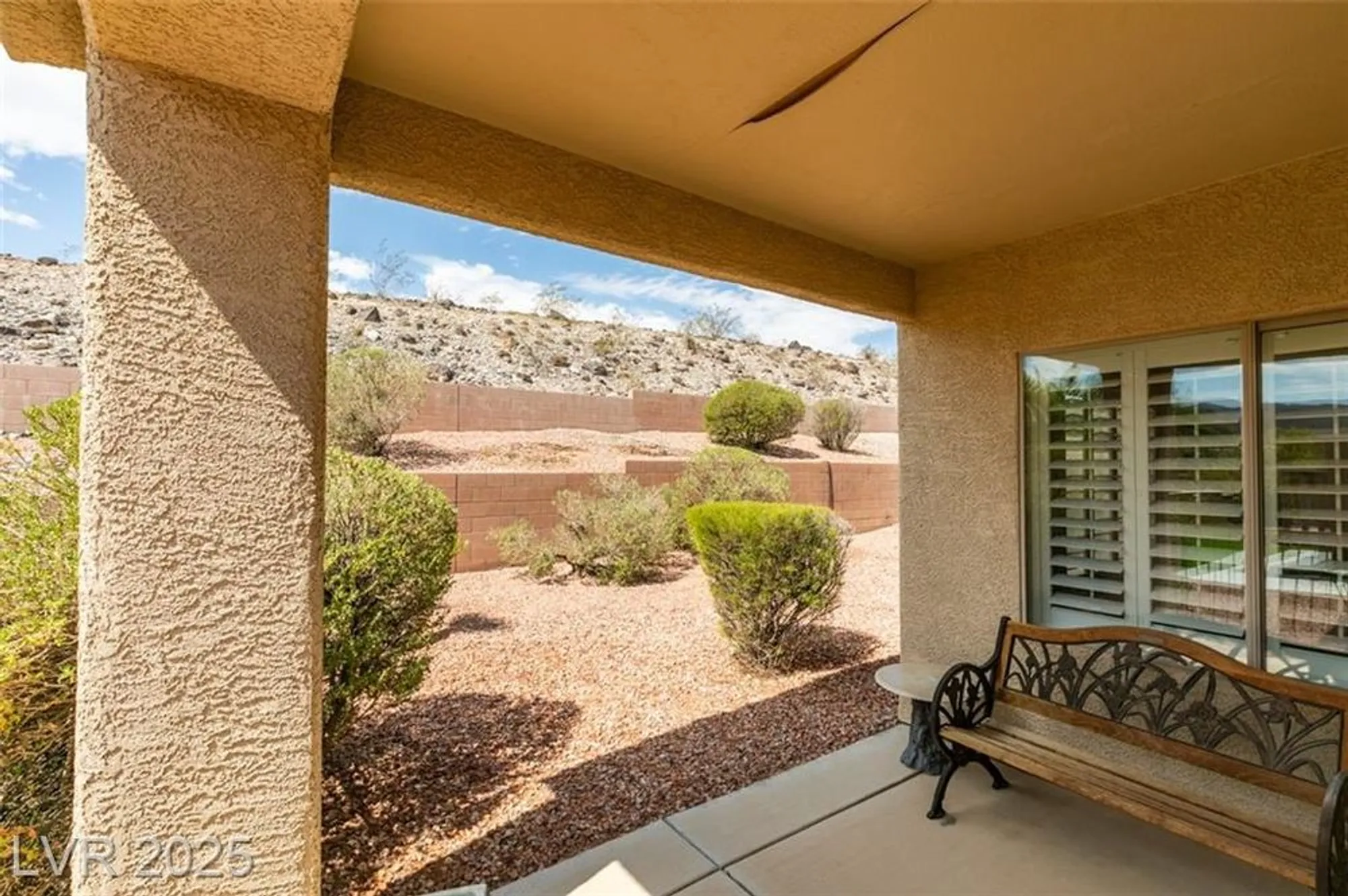 Property Slideshow image 23 of 34 | 2165 king mesa dr, Henderson, NV, 89012