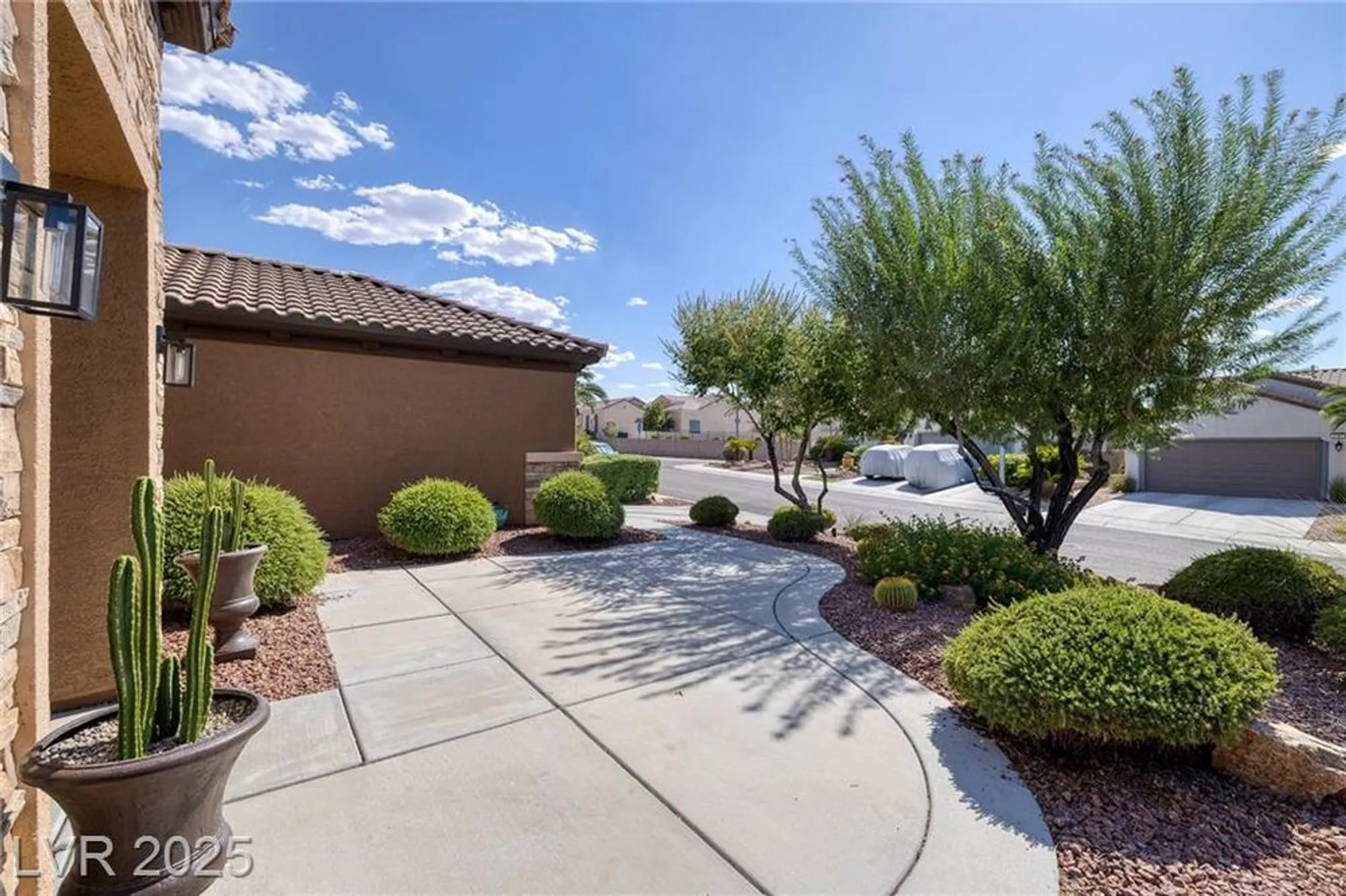 Property Slideshow image 5 of 47 | 2188 bannerwood st, Henderson, NV, 89044