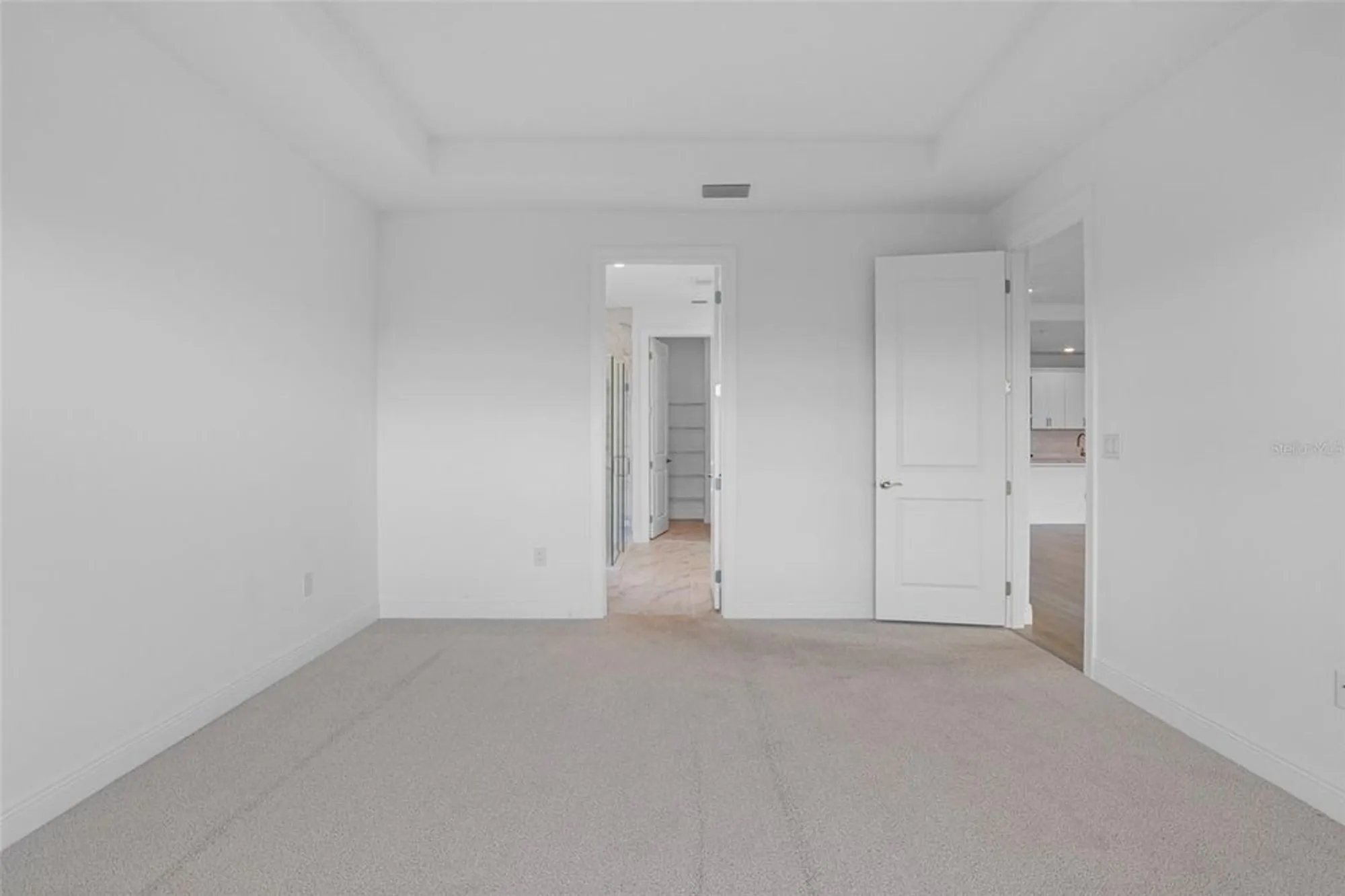 Property Slideshow image 9 of 62 | 18119 cresswind ter, Lakewood Ranch, FL, 34211