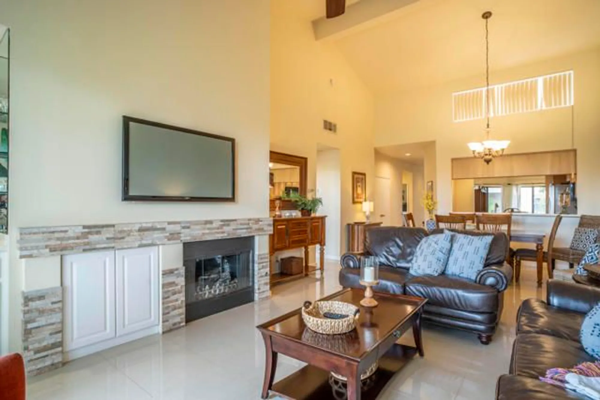Property Slideshow image 15 of 41 | 55412 riviera, La Quinta, CA, 92253
